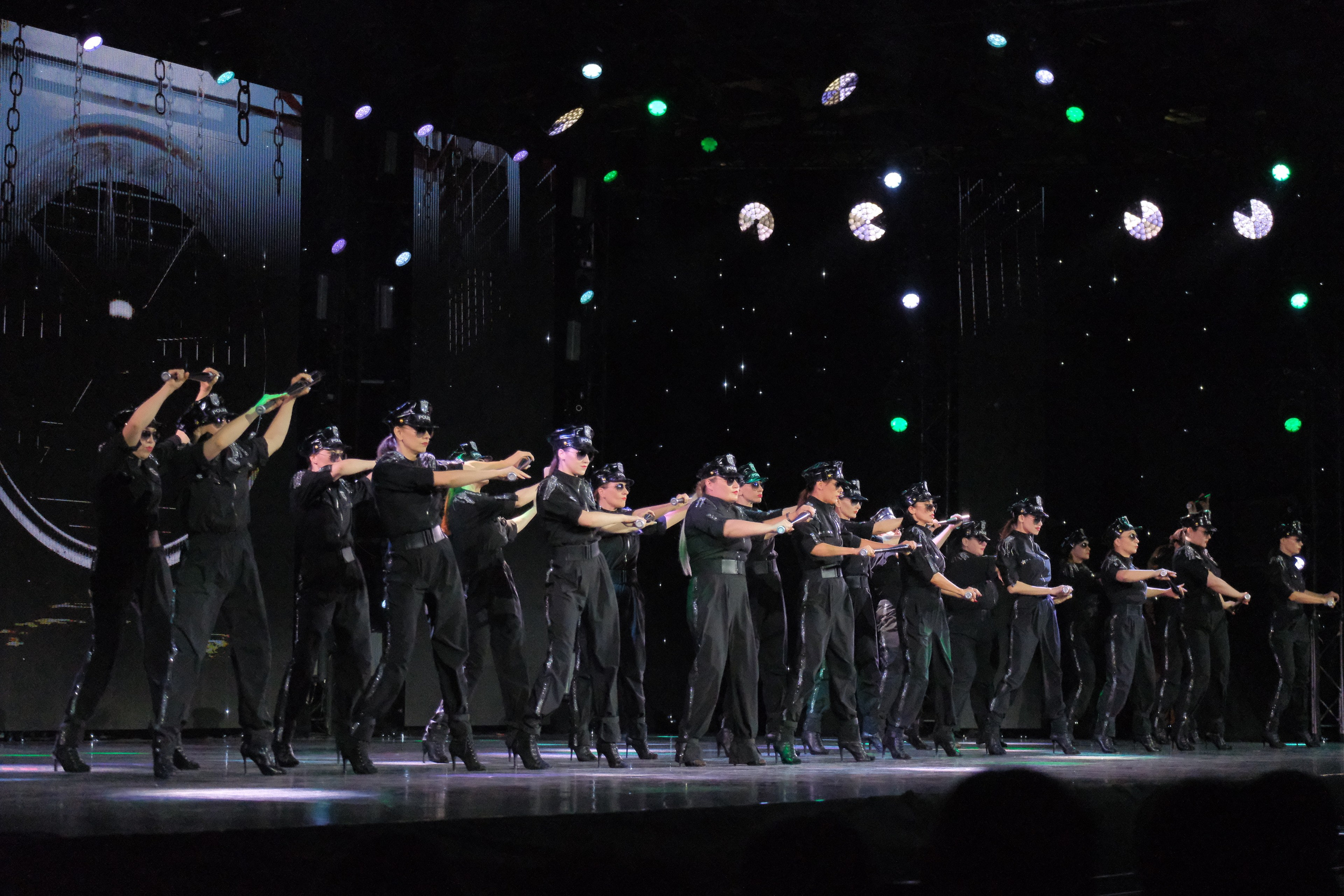 Танцы и балет. Фотограф и художник в Москве Евгения Нюнина