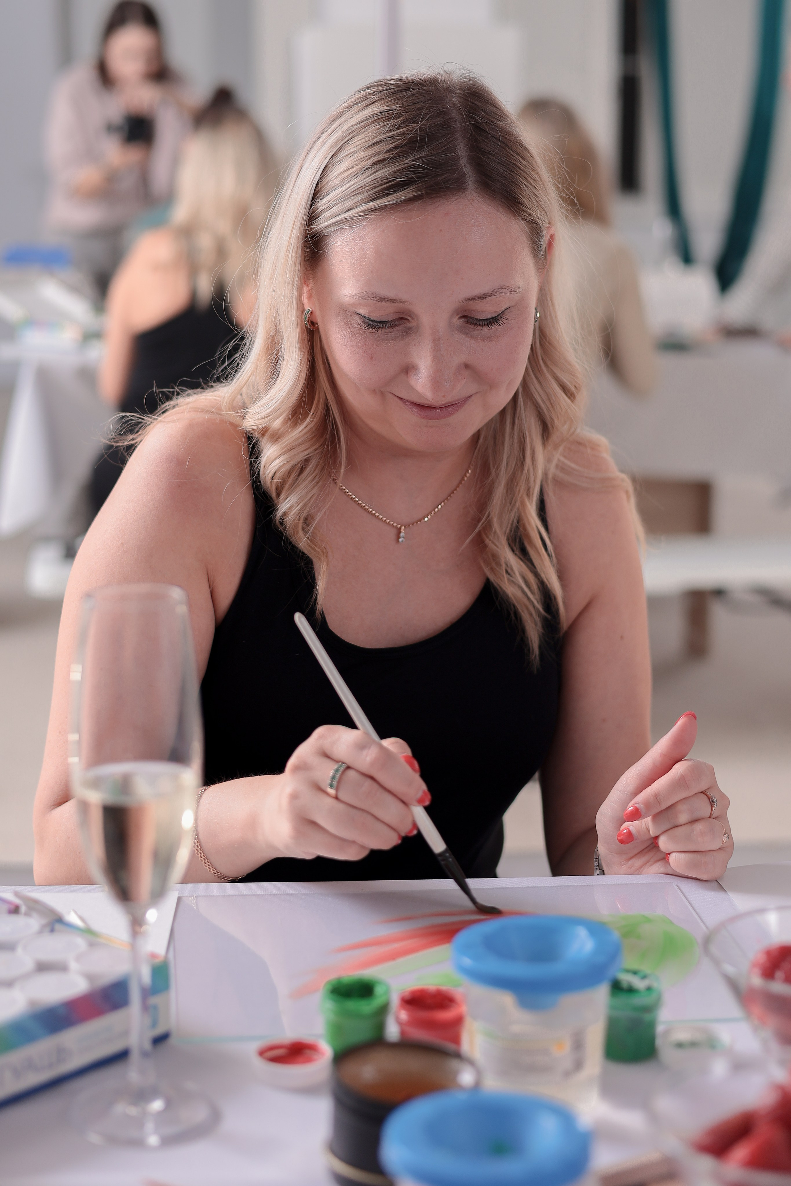 Арт-терапия + аэройога. Фотограф Надршина Лилия