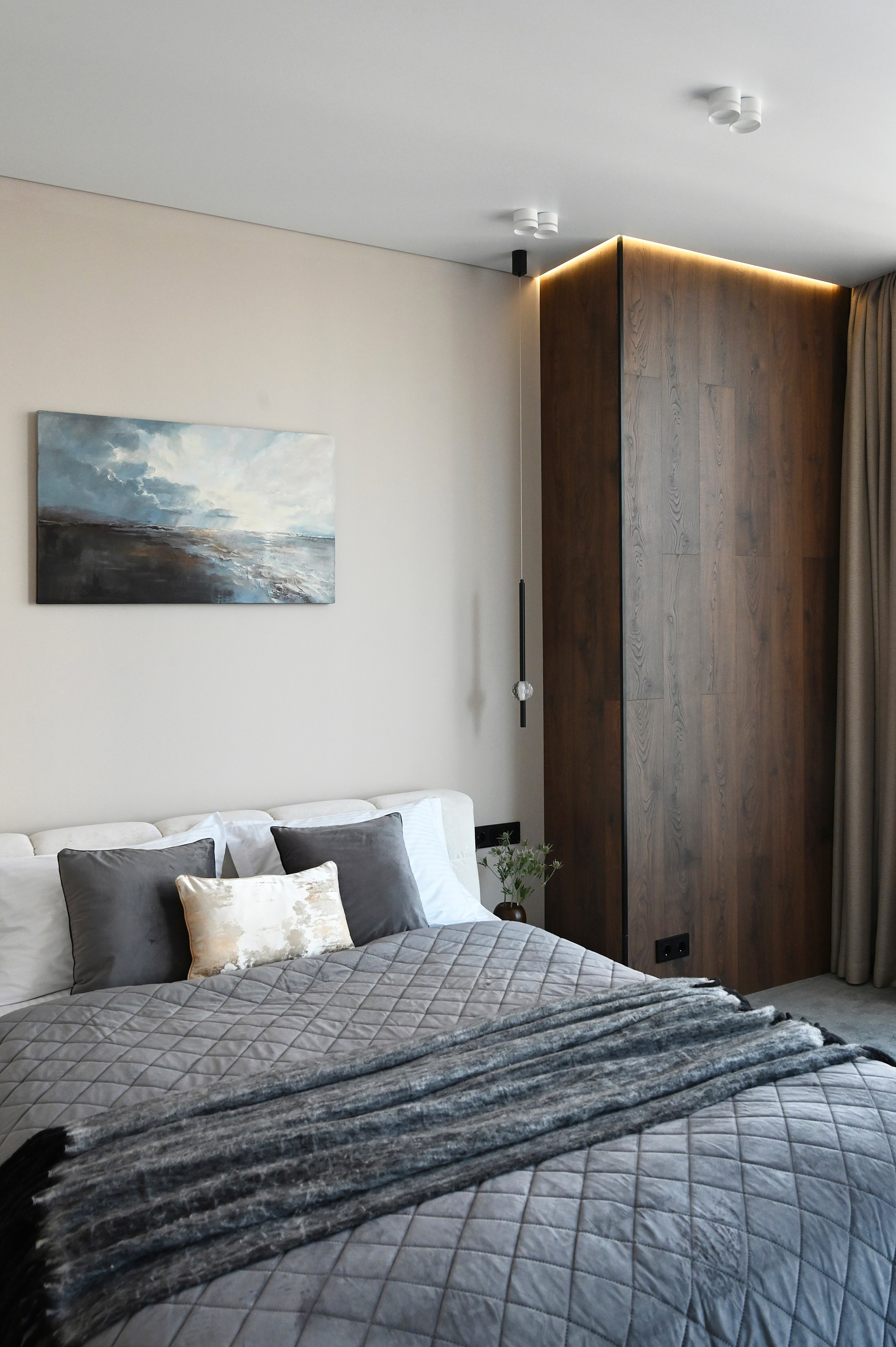 Башня Исеть дизайнер Вероника Миллер. Мебель на заказ