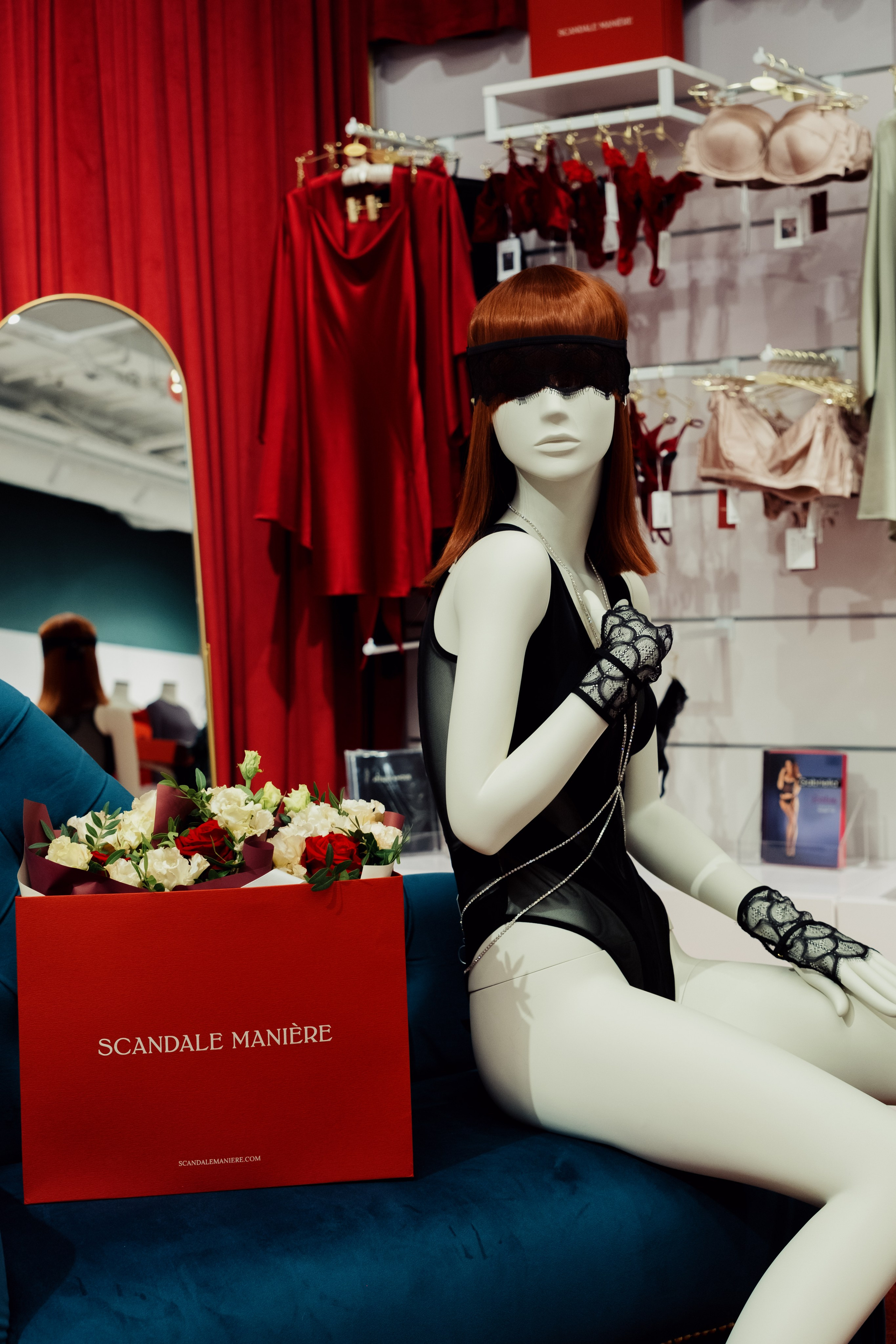 SCANDALE MANIERE. Репортажный и портретный фотограф в Москве Илья Спиридонов