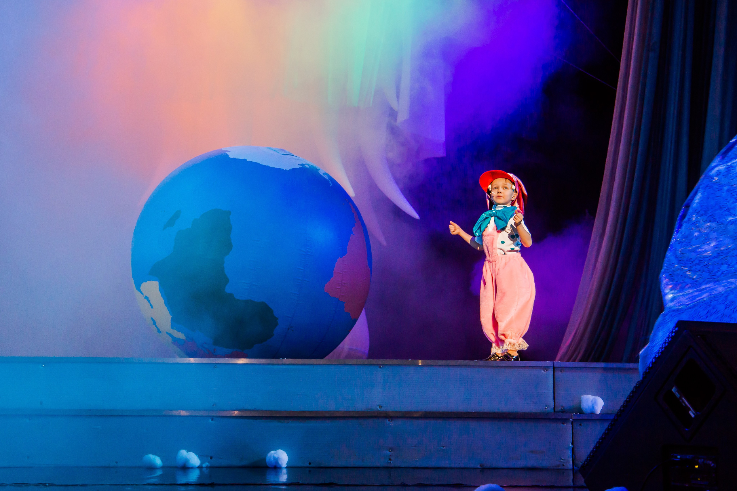 Репортаж — детская елка в БКЗ. Свадебный и семейный фотограф в Санкт-Петербурге Макеева Наталья