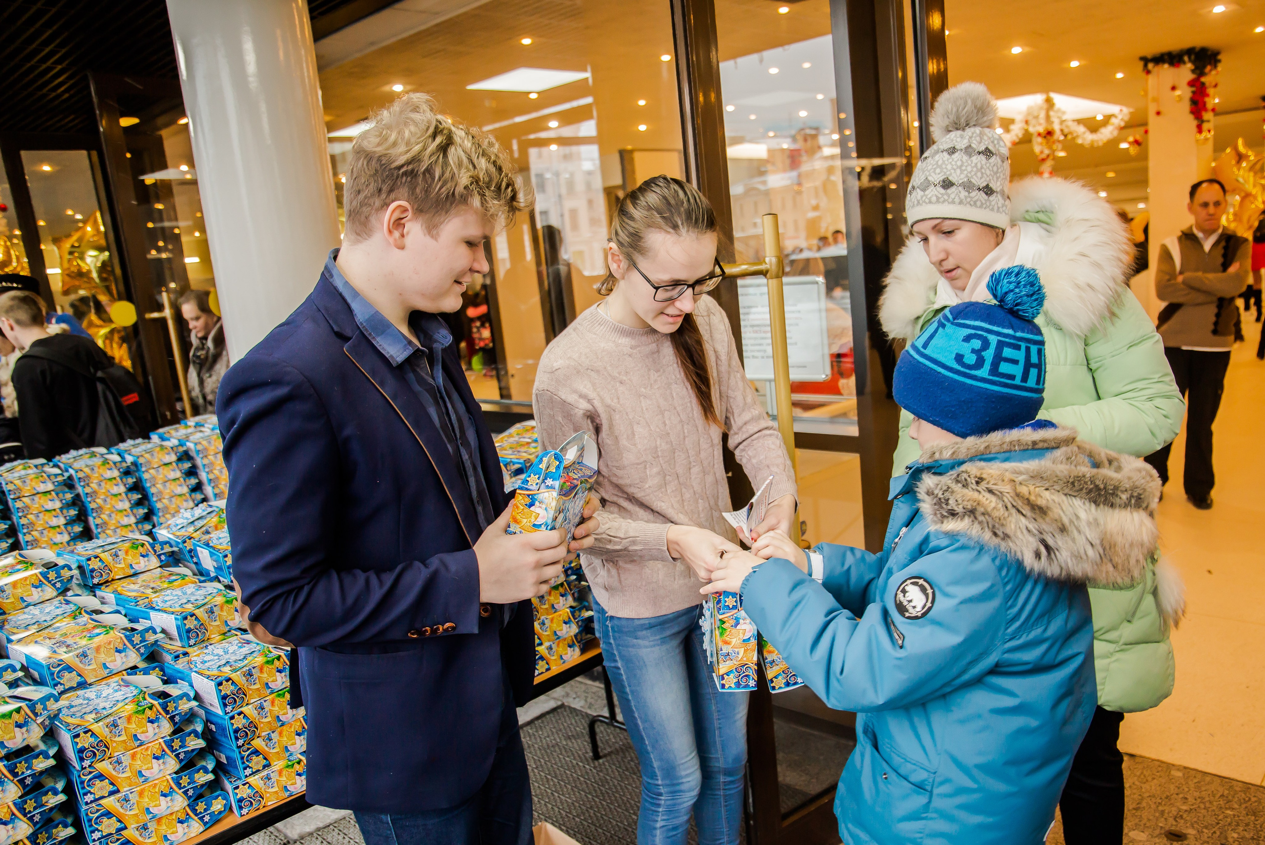 Репортаж — детская елка в БКЗ. Свадебный и семейный фотограф в Санкт-Петербурге Макеева Наталья