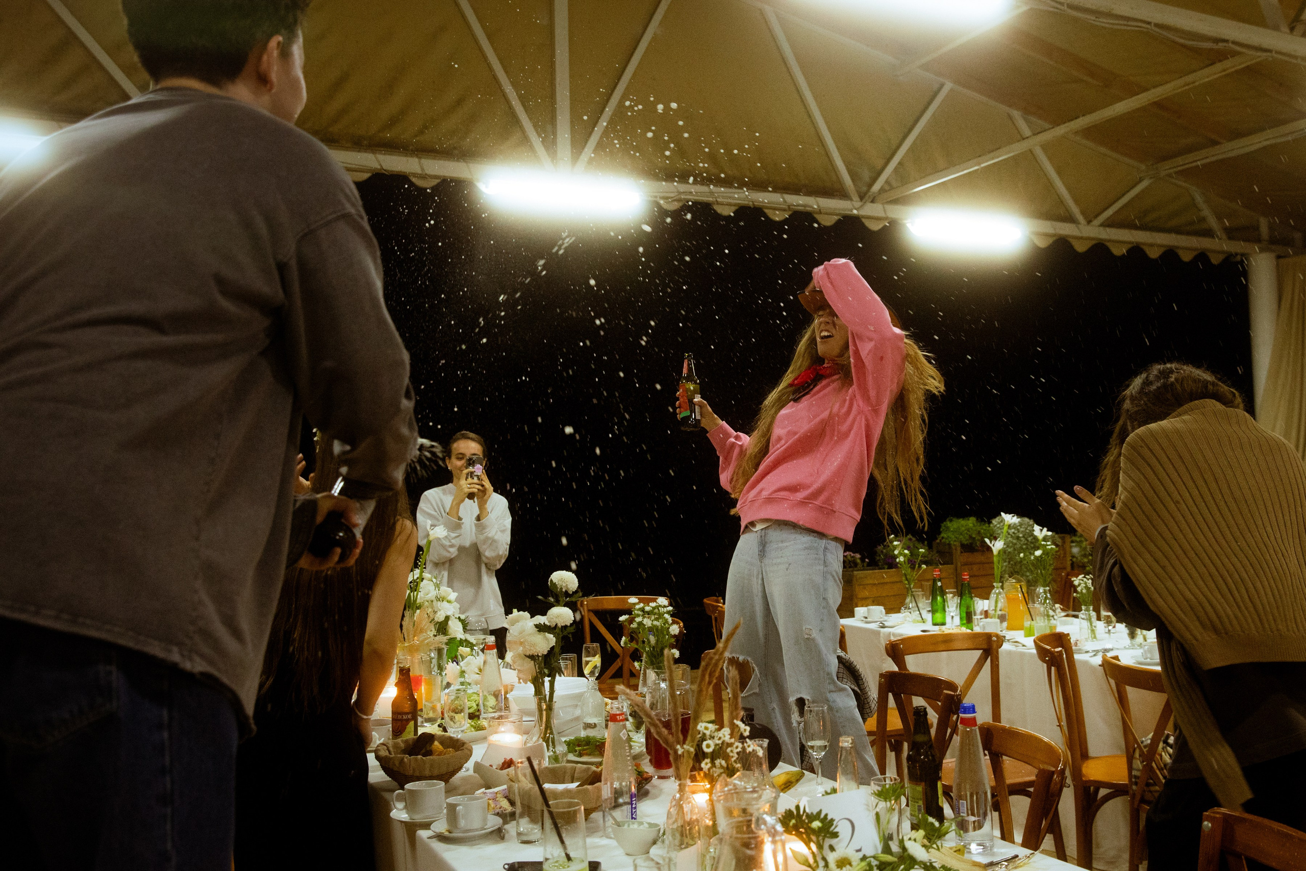 Алиса и Слава, роспись в Москве и вечеринка на природе, подальше от города. Фотограф в Москве Екатерина Черненко