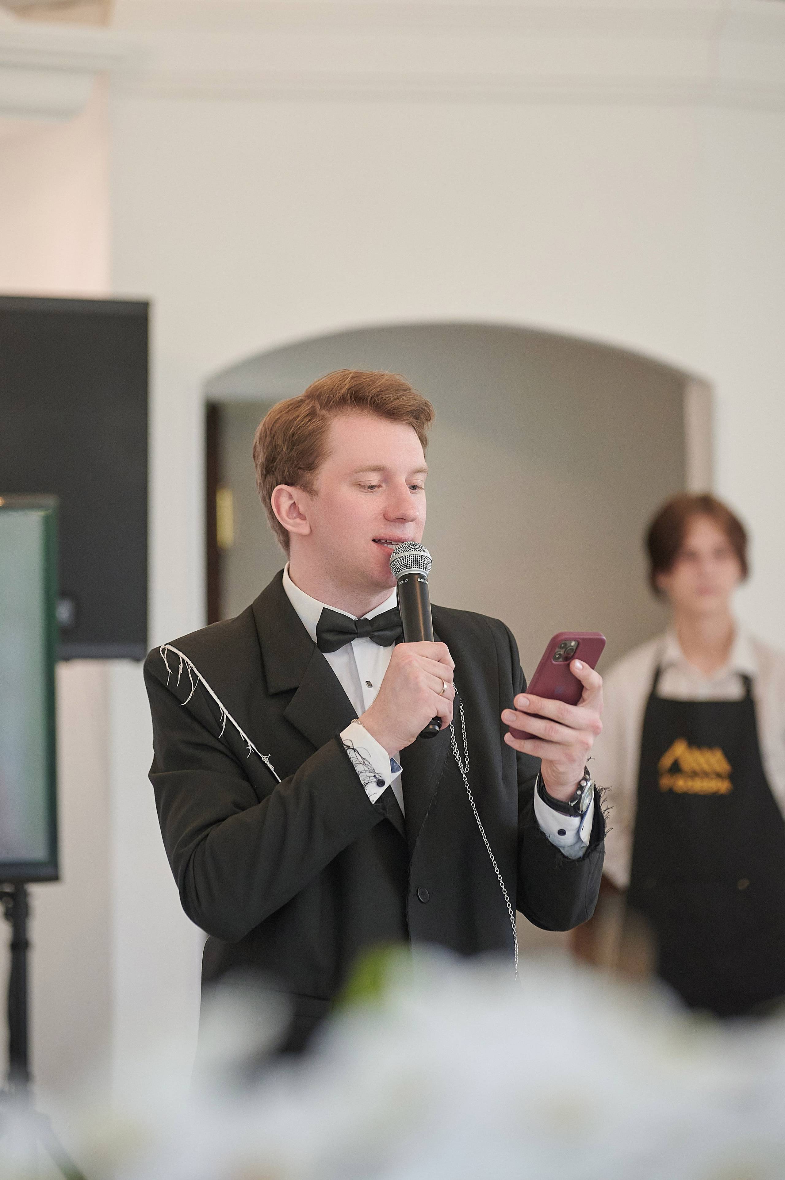 Праздник в банкетном зале. Профессиональная репортажная фотосъёмка мероприятий в Санкт-Петербурге