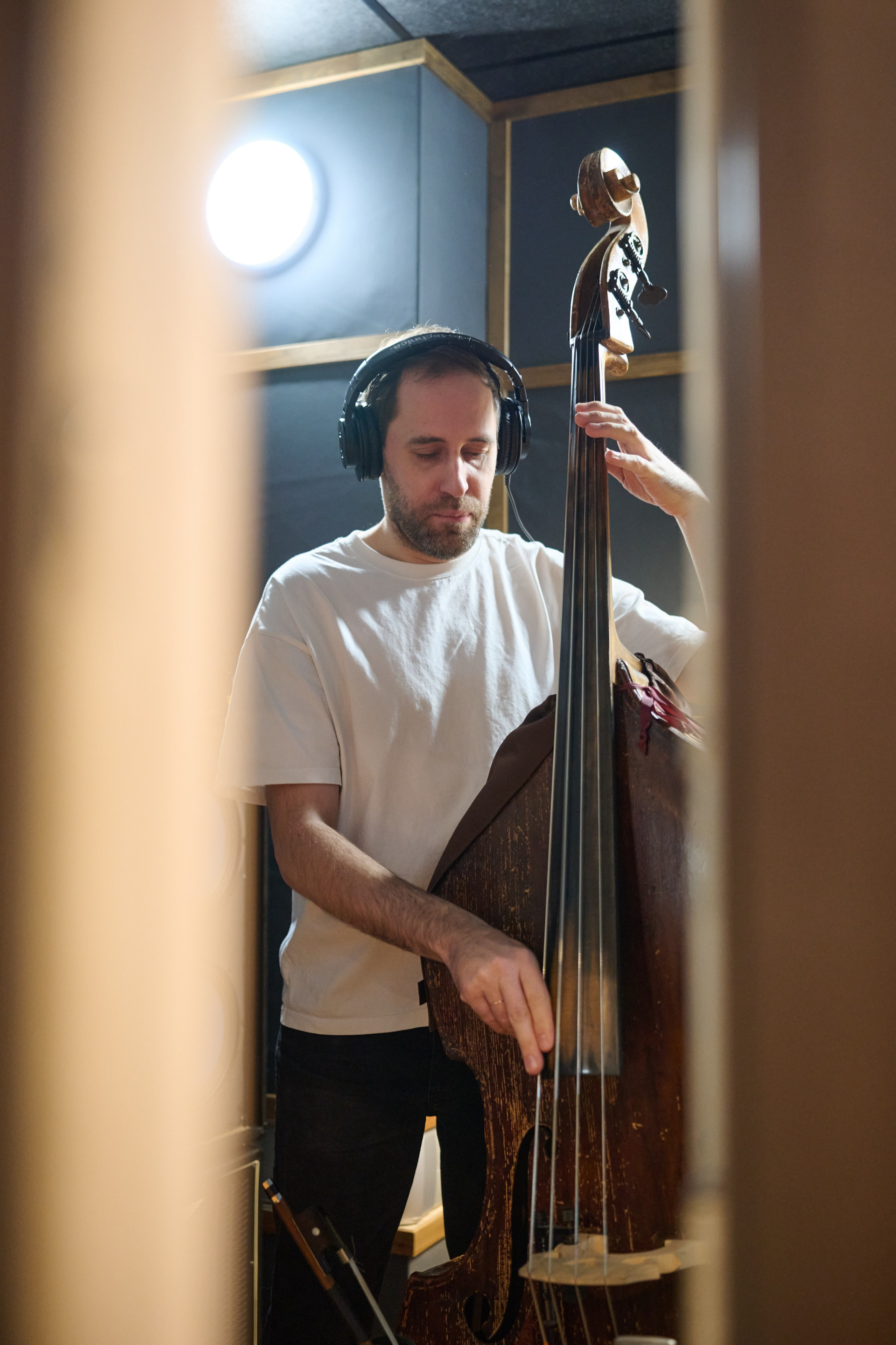 Запись трека для SQC Club Russia в студии Dobrolet. Профессиональная репортажная фотосъёмка мероприятий в Санкт-Петербурге