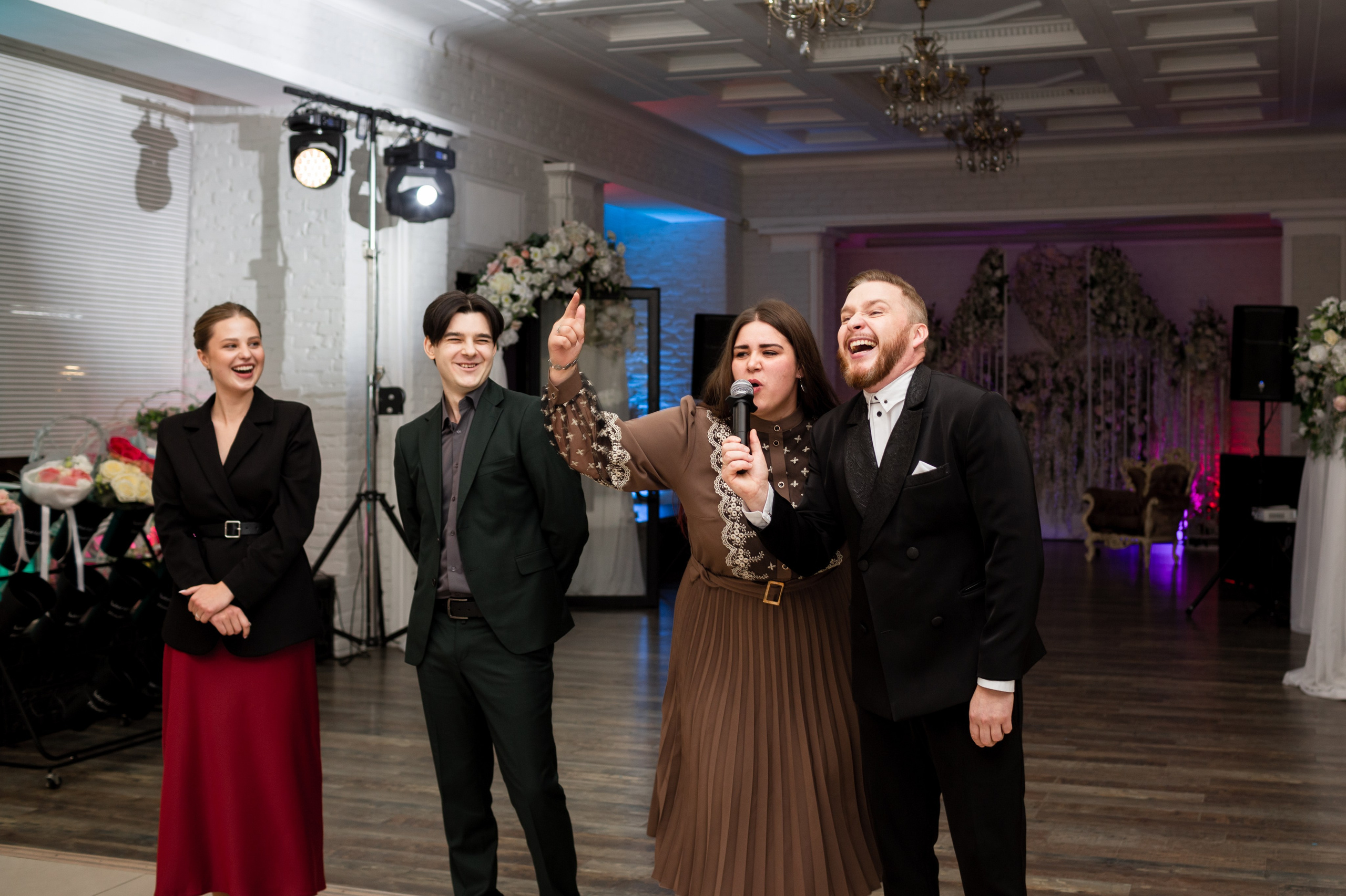 Свадьба в Петербурге в сентябре. Свадебный фотограф Кирилл Белый