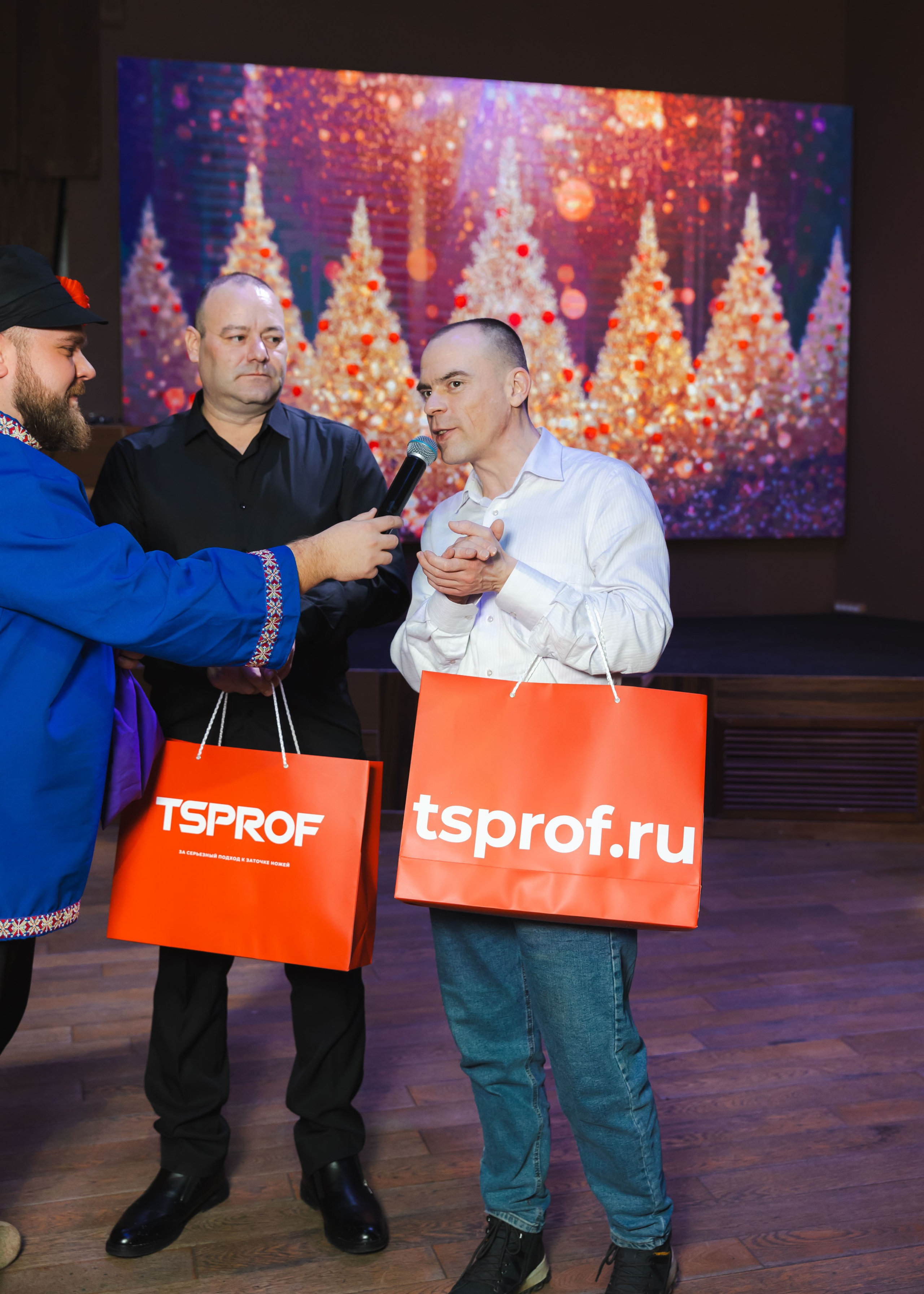 Предновгодка Кипарис 2024. ФОТОГРАФ ВИНОГРАДОВА ДАРЬЯ