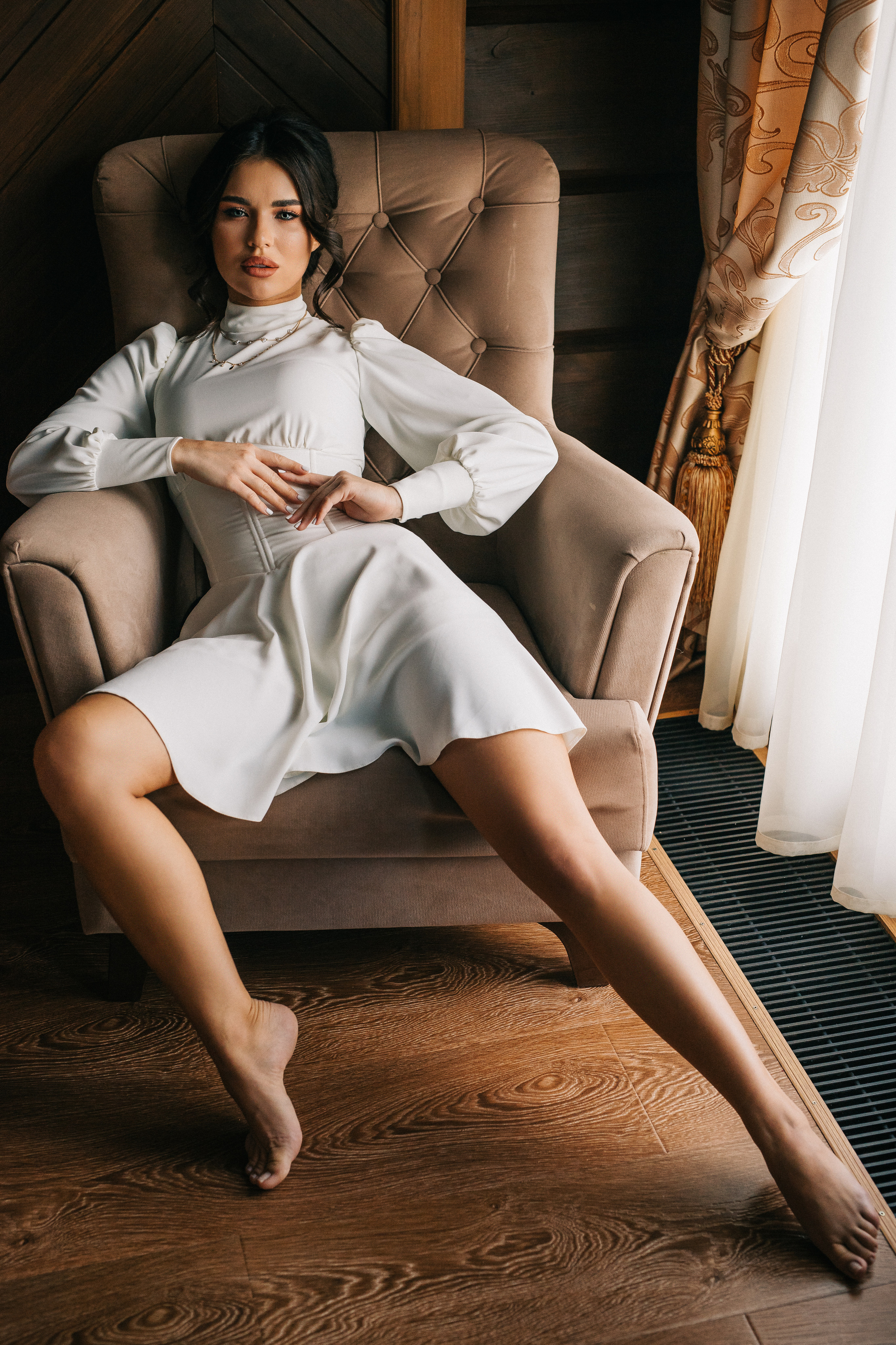 Сборы Жени и Лизы в отеле SUNRISE. Свадебный фотограф Виктория Чуйко Магнитогорск. Визуал для бизнеса