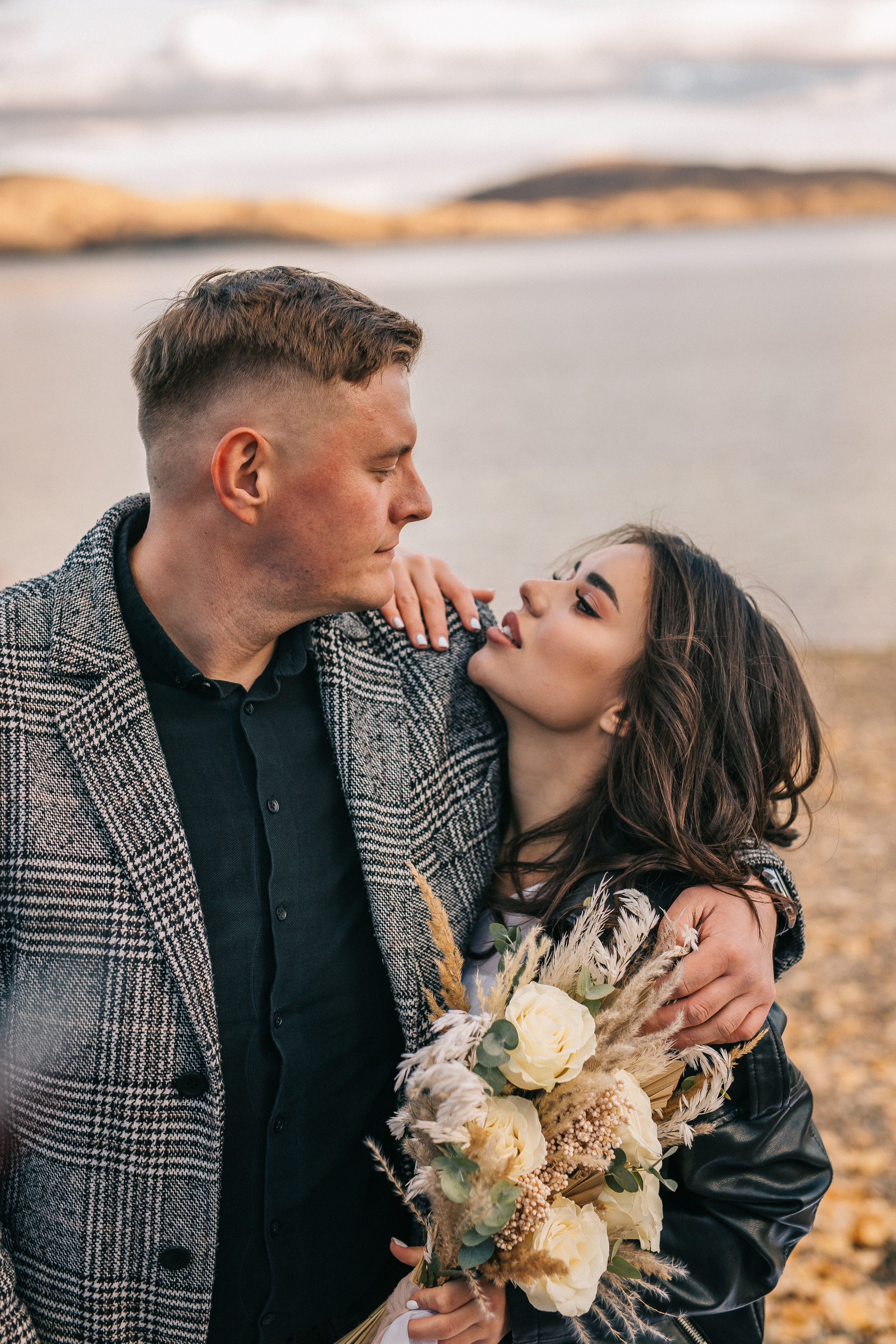 Сборы Жени и Лизы в отеле SUNRISE. Свадебный фотограф Виктория Чуйко Магнитогорск. Визуал для бизнеса