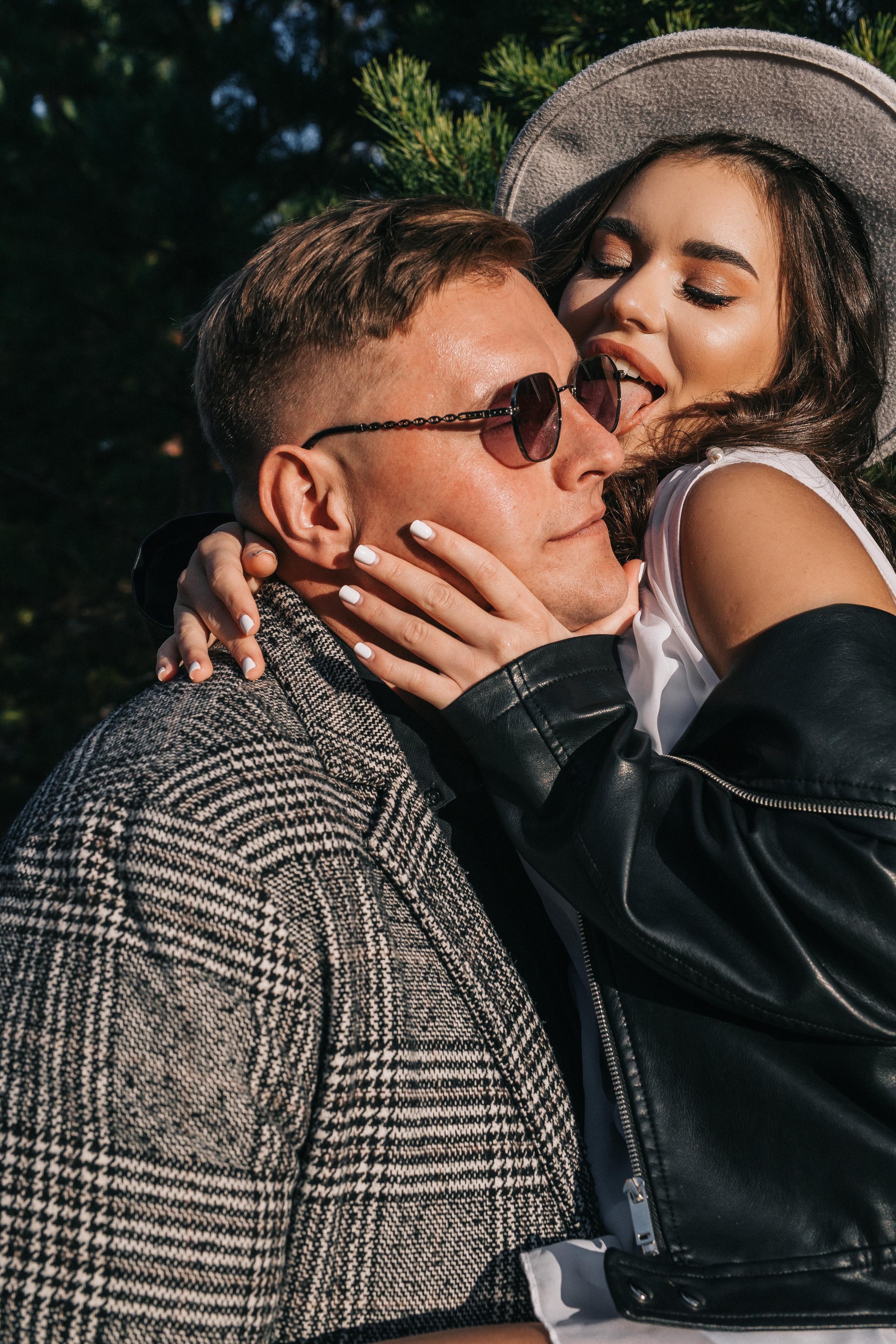 Сборы Жени и Лизы в отеле SUNRISE. Свадебный фотограф Виктория Чуйко Магнитогорск. Визуал для бизнеса