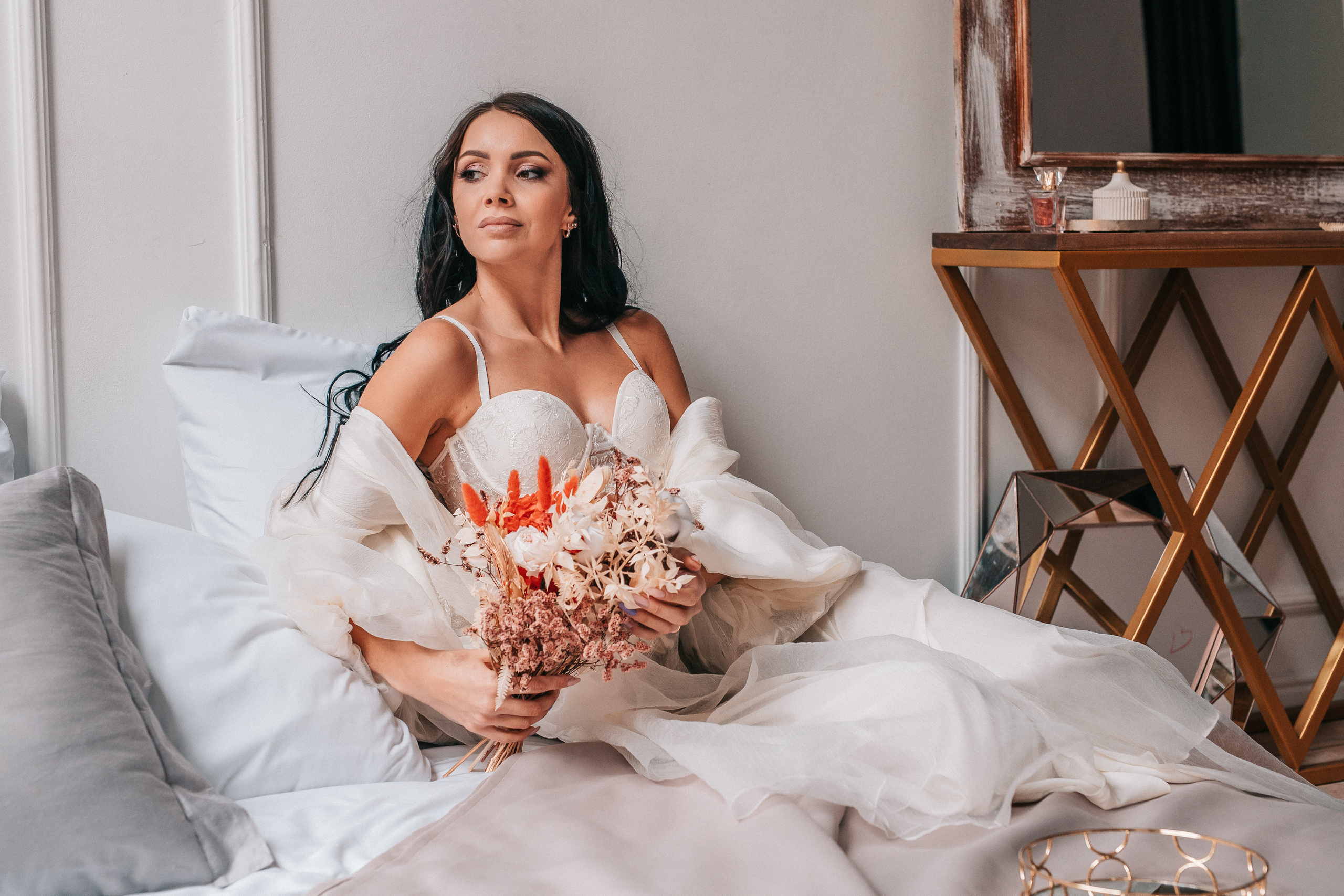 Утро невесты Влады. Свадебный фотограф Виктория Чуйко Магнитогорск. Визуал для бизнеса