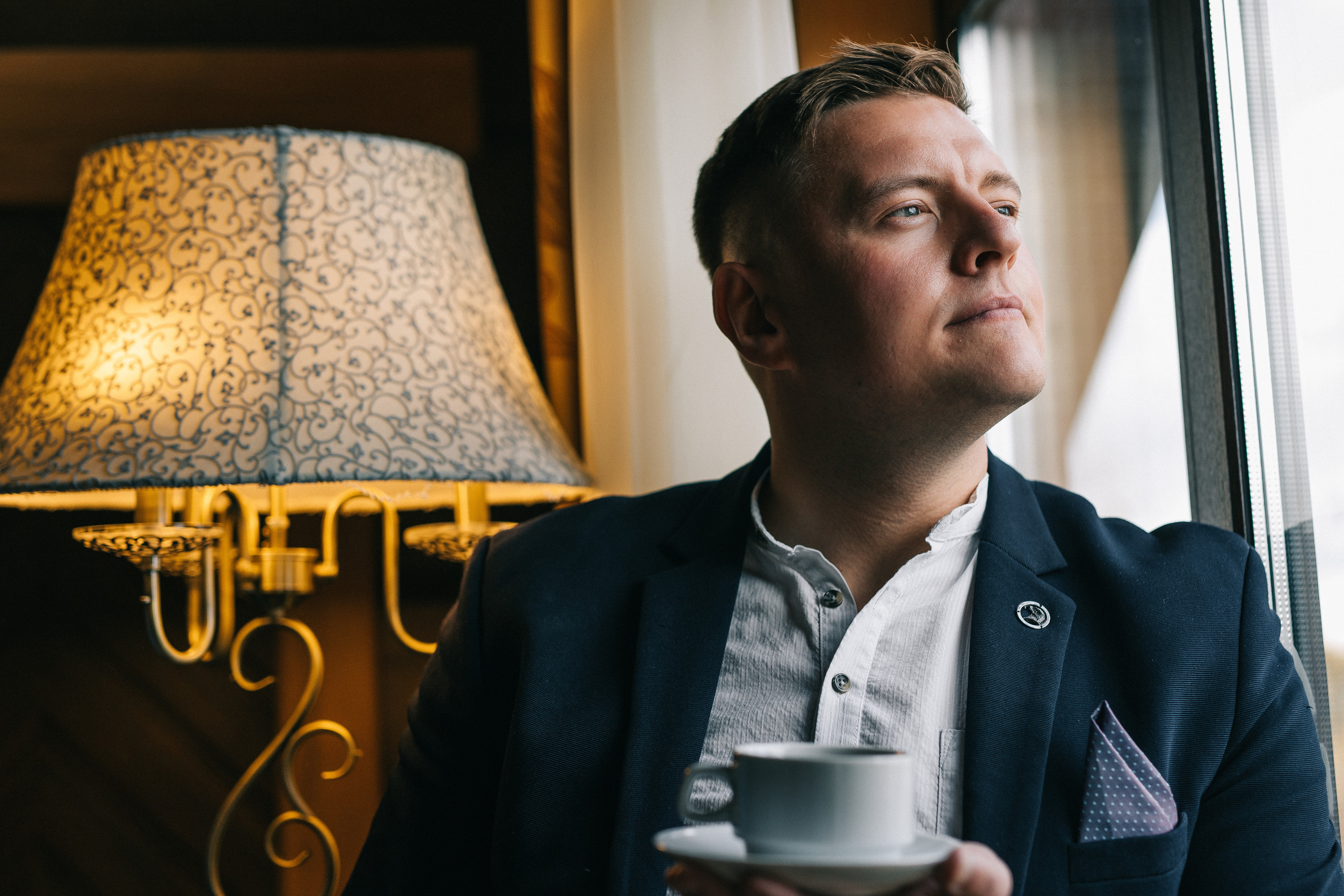 Сборы Жени и Лизы в отеле SUNRISE. Свадебный фотограф Виктория Чуйко Магнитогорск. Визуал для бизнеса