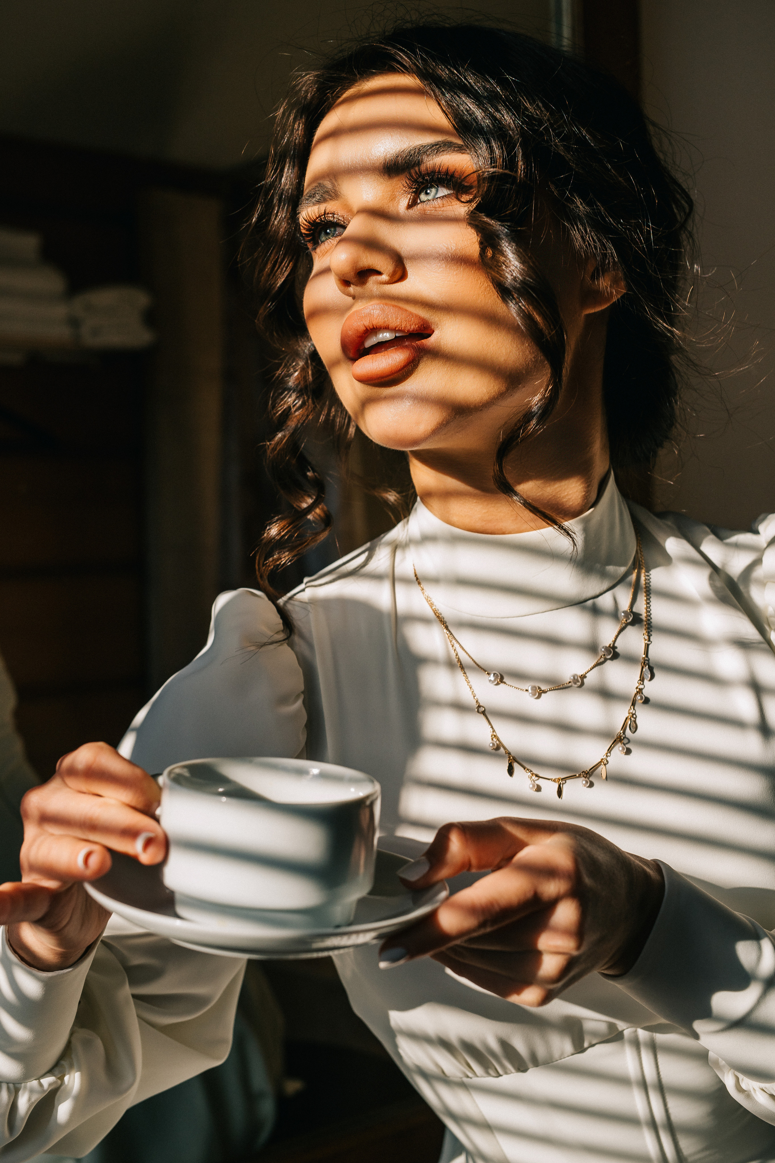 Сборы Жени и Лизы в отеле SUNRISE. Свадебный фотограф Виктория Чуйко Магнитогорск. Визуал для бизнеса