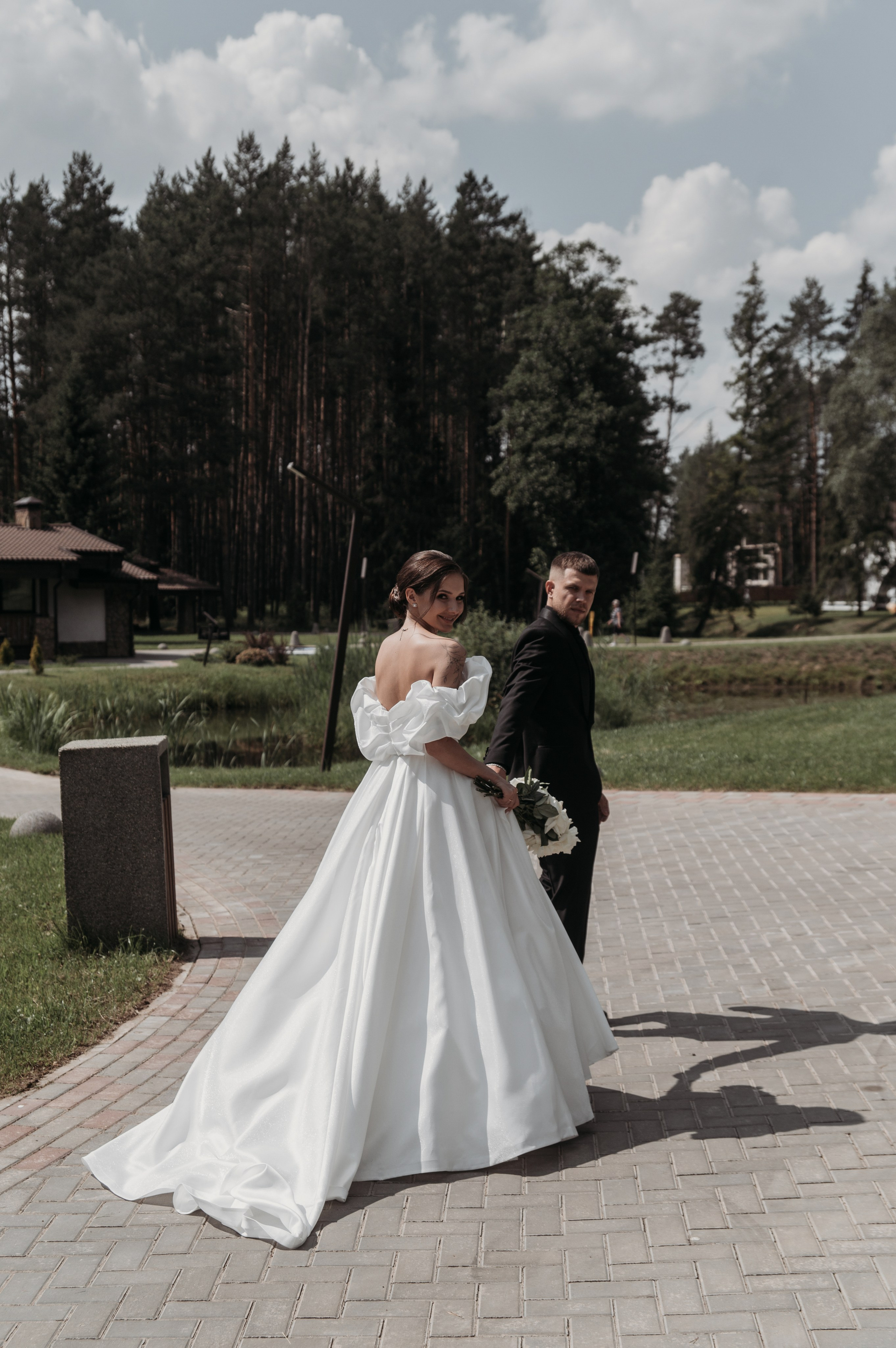 Свадебная фотосессия с утром невесты и красивым свадебным банкетом. Свадебный фотограф в Твери, Москве и Санкт-Петербурге Денисова Екатерина