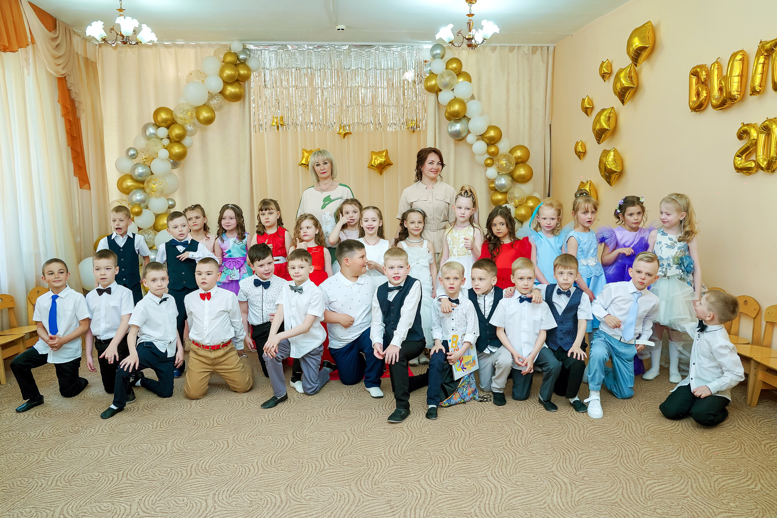 Фотосъемка видеосъёмка фотограф видеооператор новогодних утренников  в. Фотограф, видеооператор Нина Коршунова