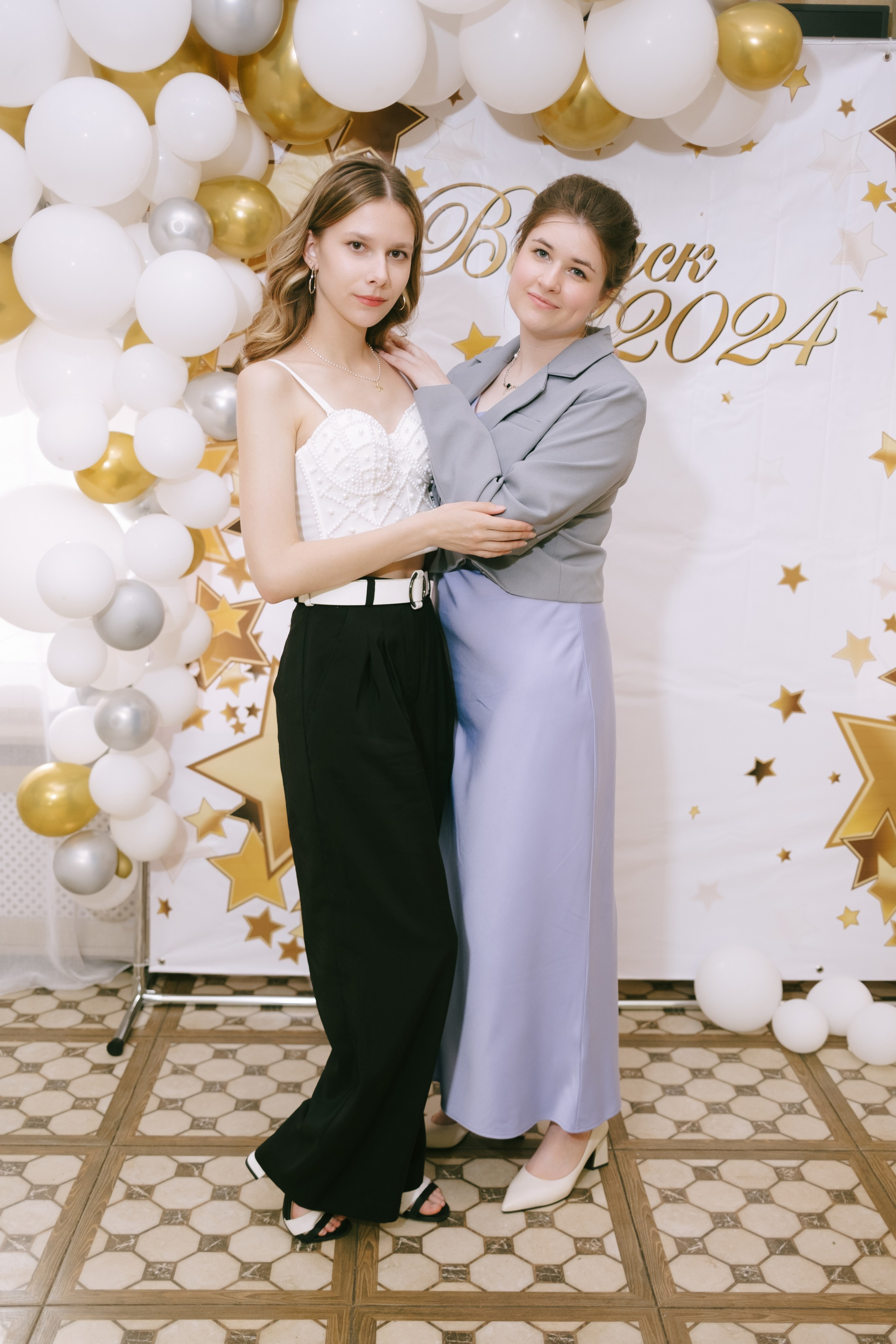 Выпускной школа 33. Свадебный и репортажной фотограф Денис Ожигин в Краснодаре и Краснодарском крае