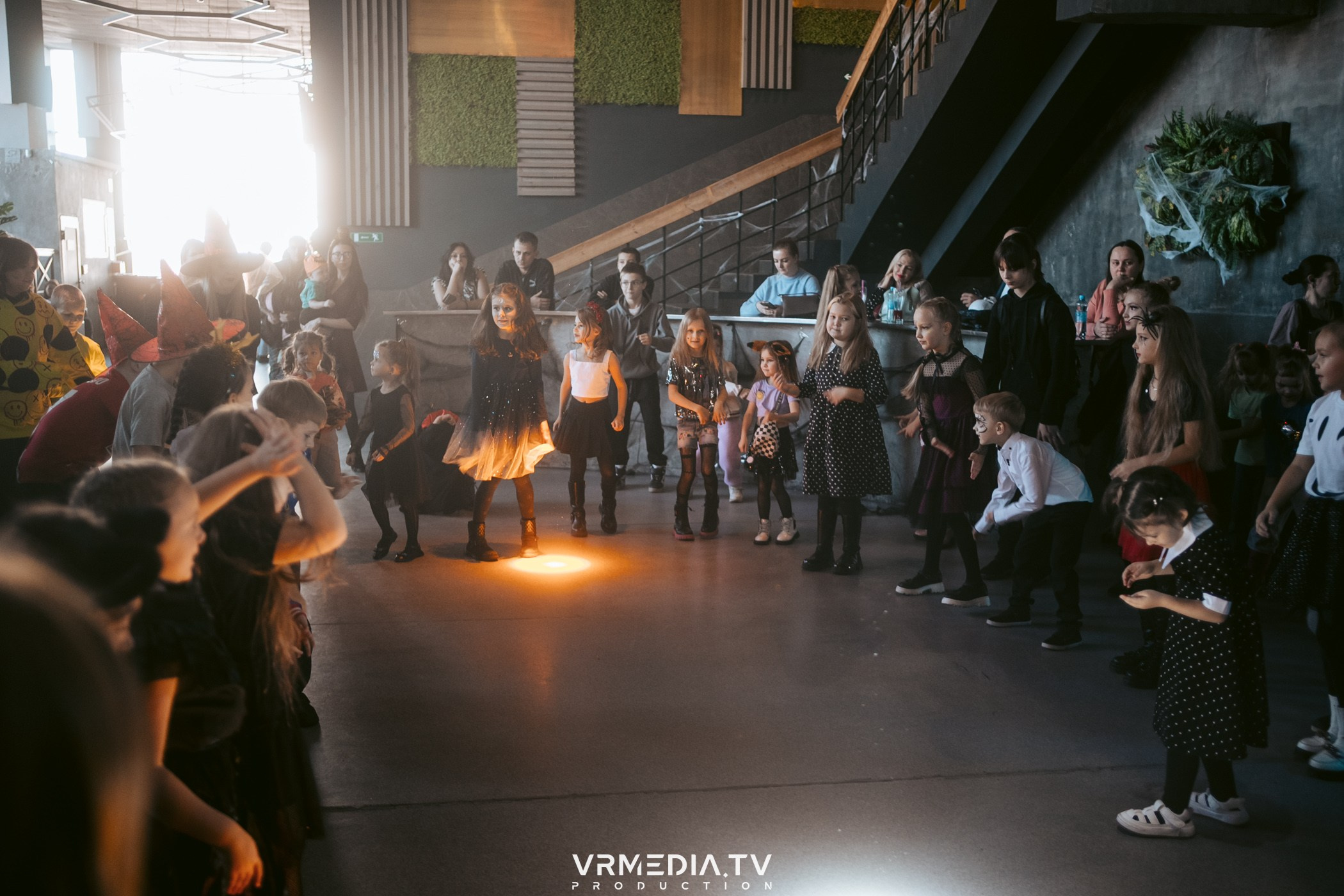 Baby time в баре «Друзья»