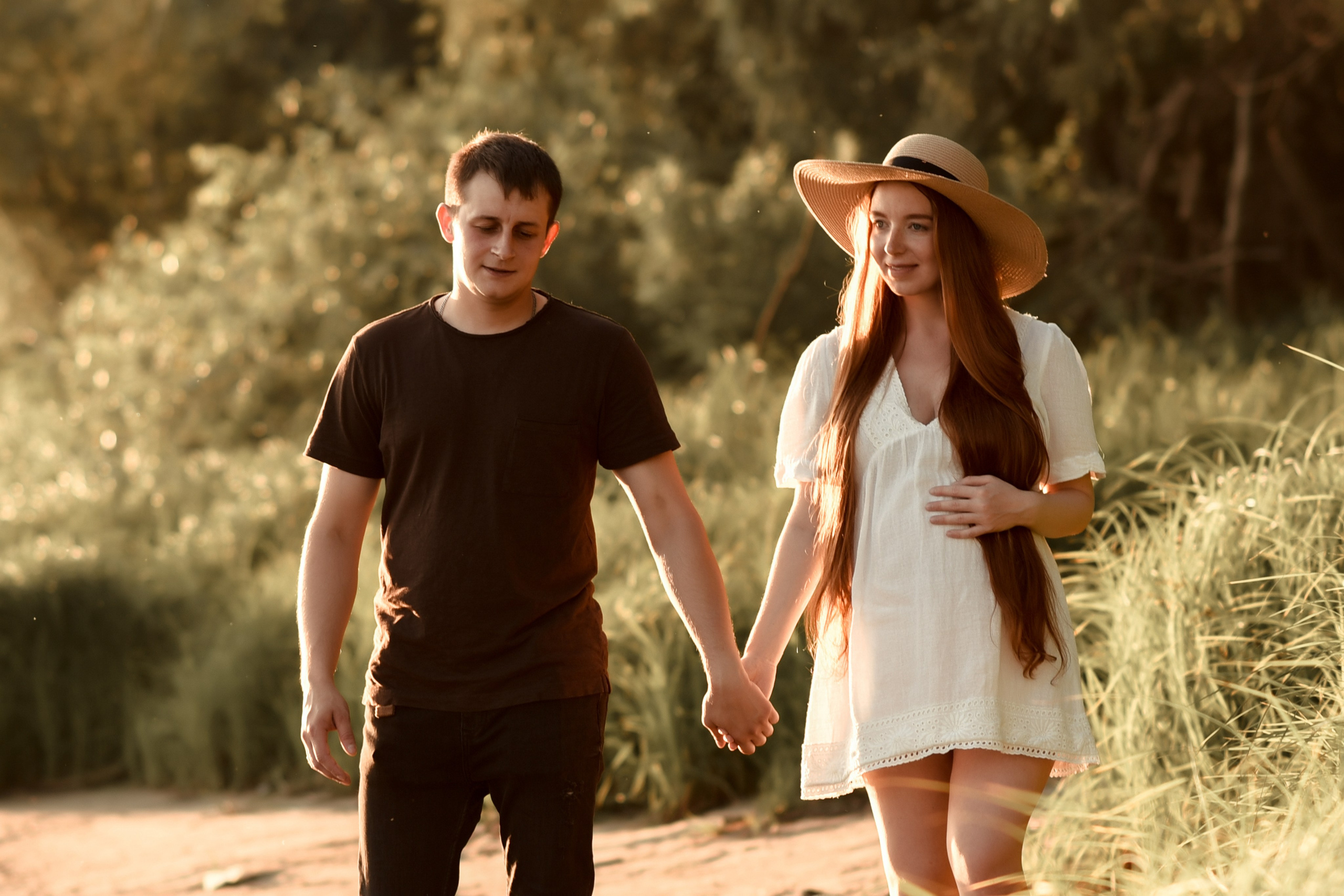 Фотосессия беременности на природе. Свадебный, семейный, детский, контент фотограф в Омске Максим Ильин