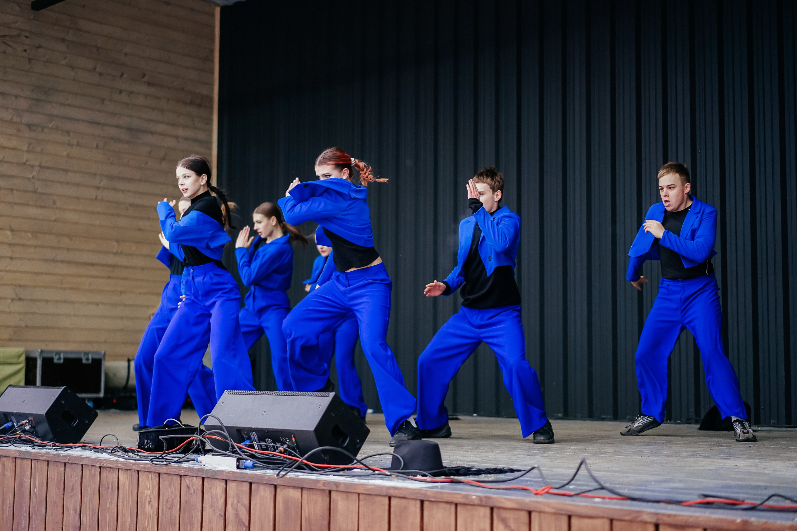 «Предновогодний переполох» Лопатинский сад, 14.12.2024. Фотограф и видеограф Смоленск | Студия Цезарь