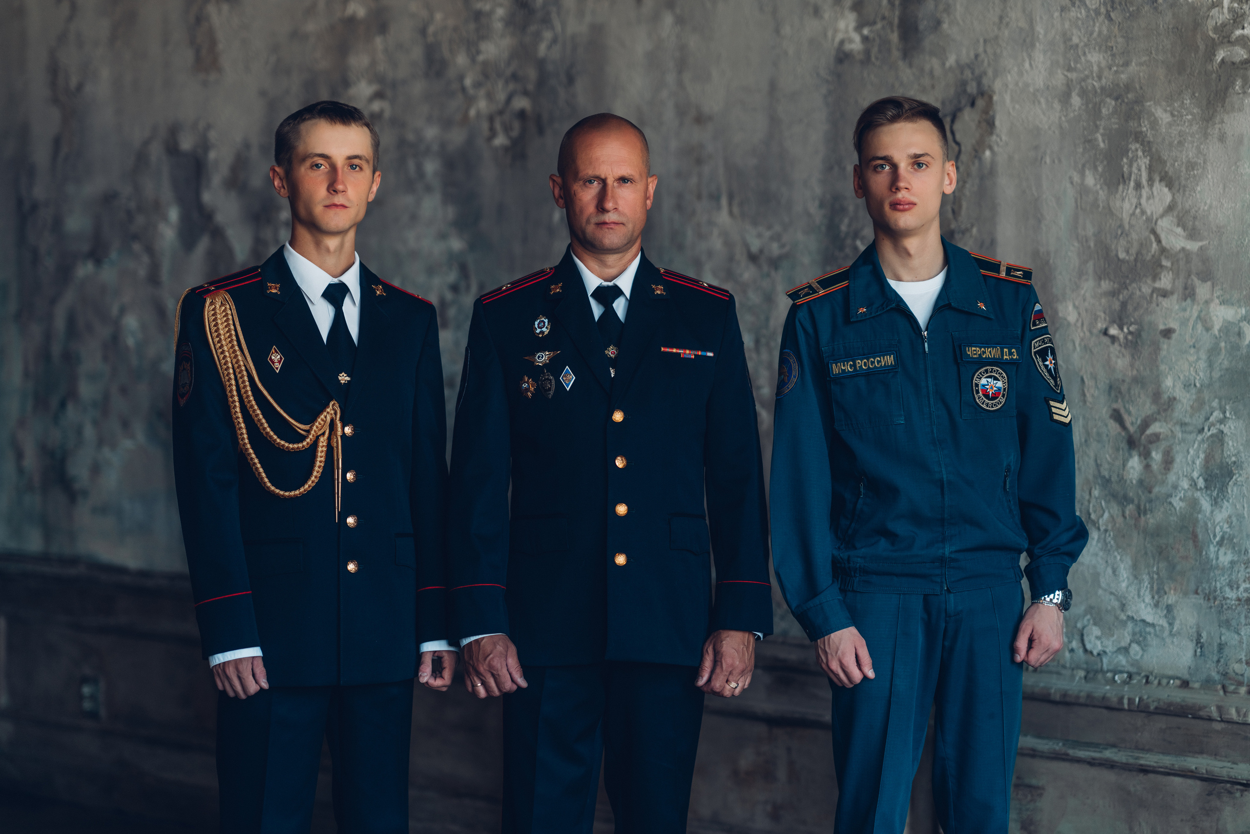 Светлана и рыцари круглого стола. Профессиональный детский и семейный фотограф в Москве Диля Грошева