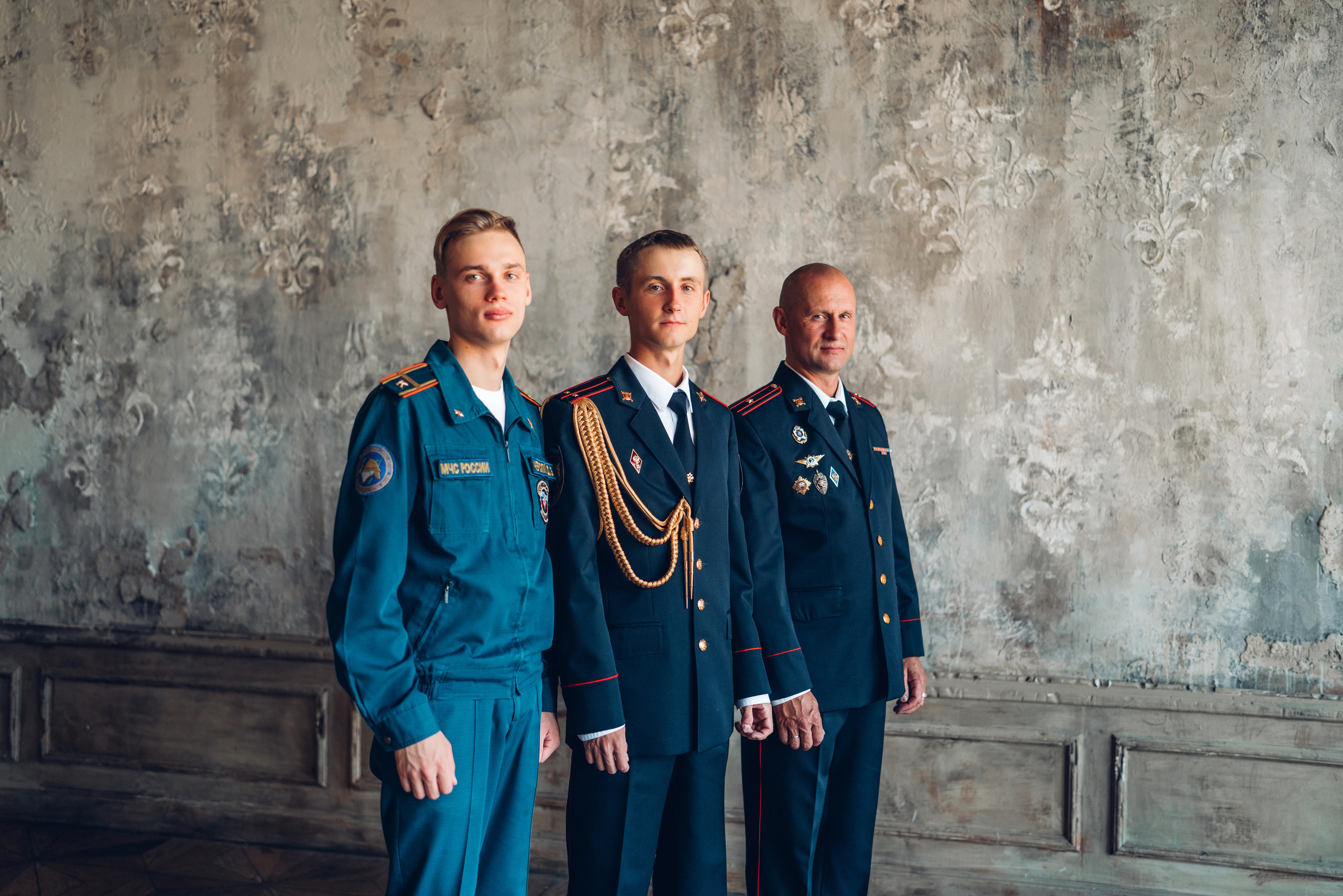 Светлана и рыцари круглого стола. Профессиональный детский и семейный фотограф в Москве Диля Грошева