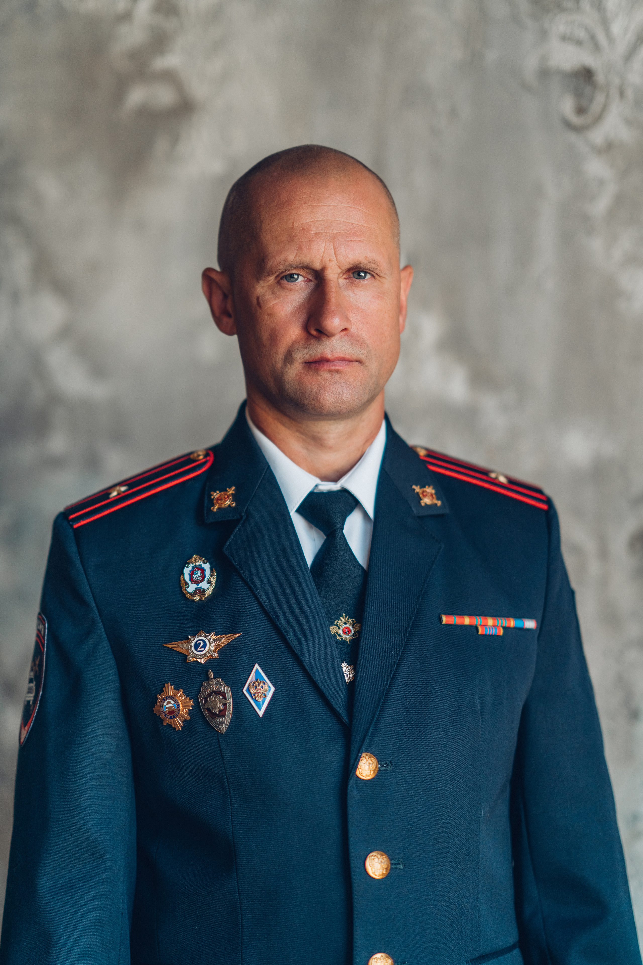 Светлана и рыцари круглого стола. Профессиональный детский и семейный фотограф в Москве Диля Грошева