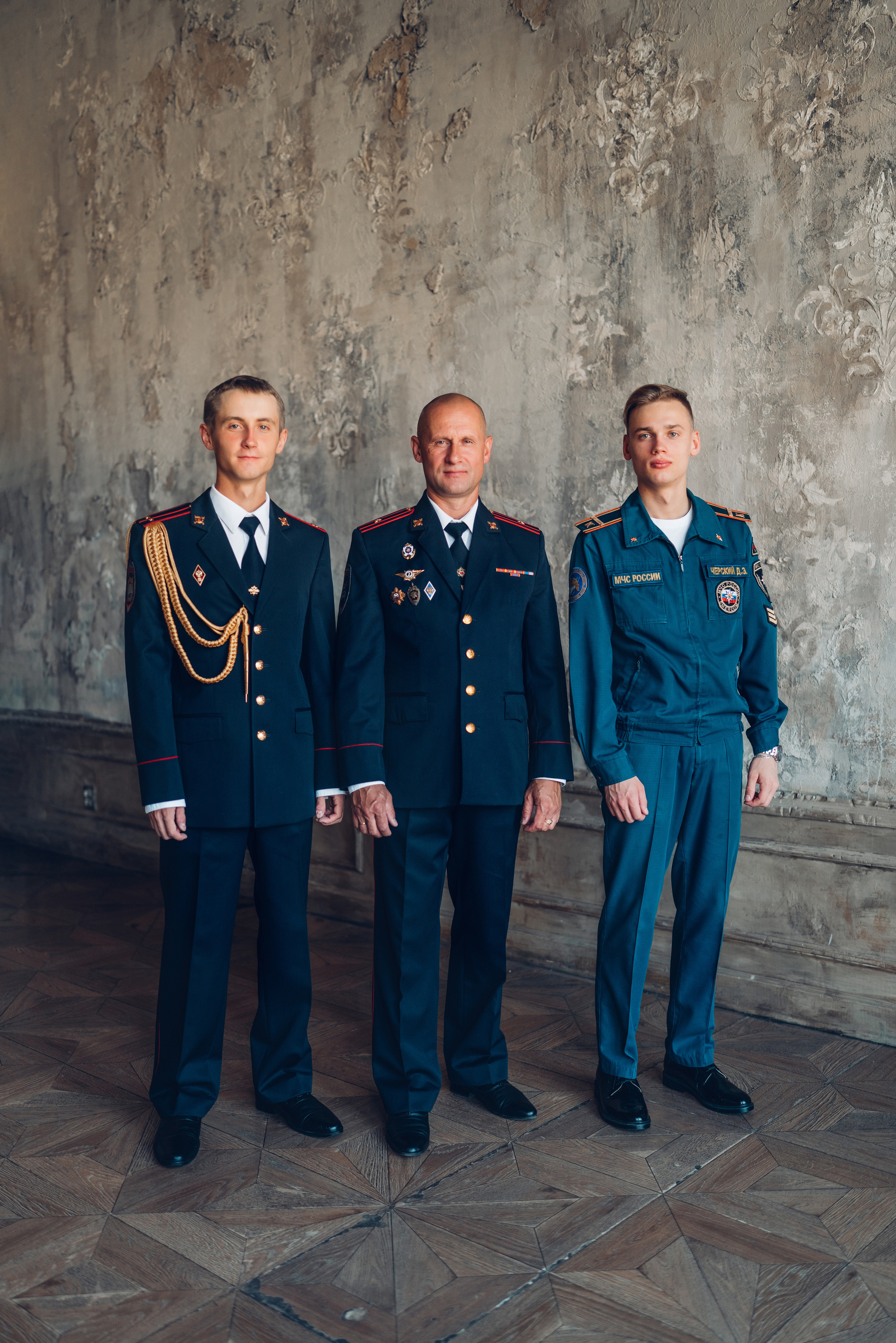 Светлана и рыцари круглого стола. Профессиональный детский и семейный фотограф в Москве Диля Грошева