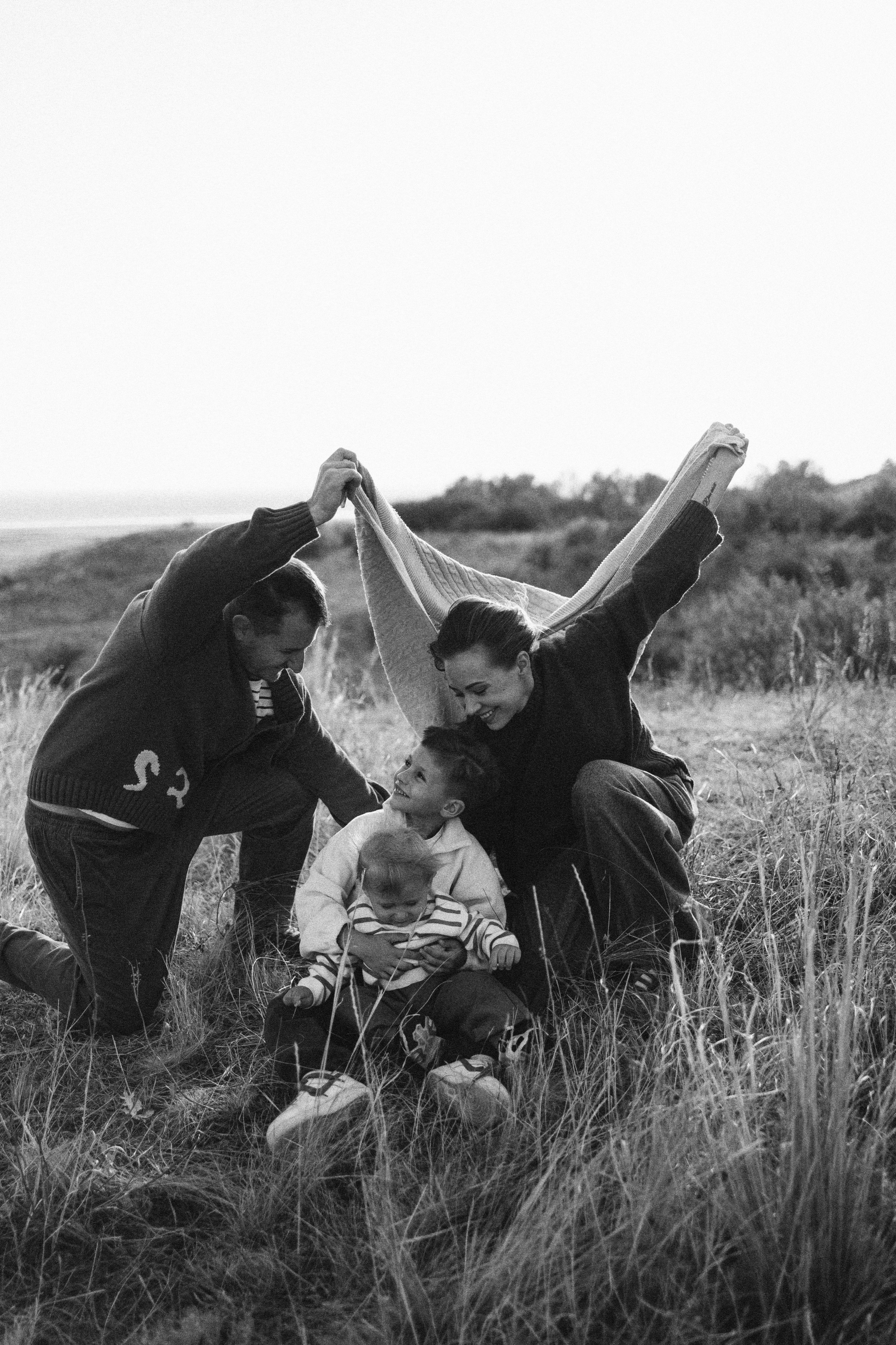 Семейная история, закат в Мержаново. Семейный и детский фотограф, таганрог, ростов-на-дону