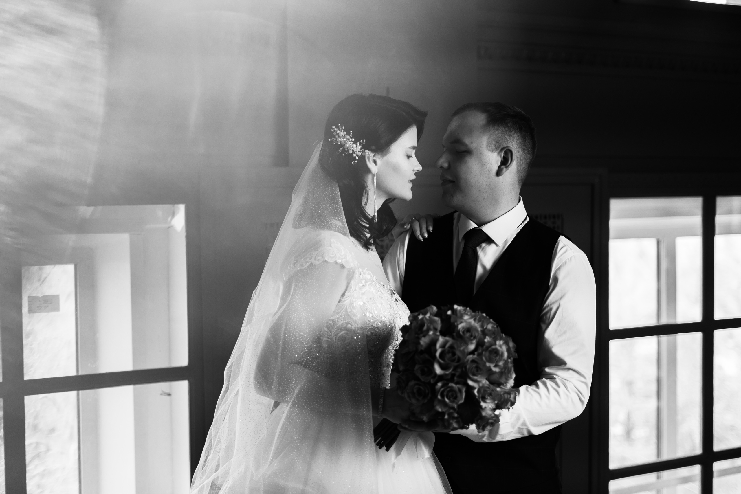 Свадебная фотосессия Нижний Новгород. Черно- Белые фото. Фотограф на крещение и венчание в Нижнем Новгороде.Свадебный Фотограф