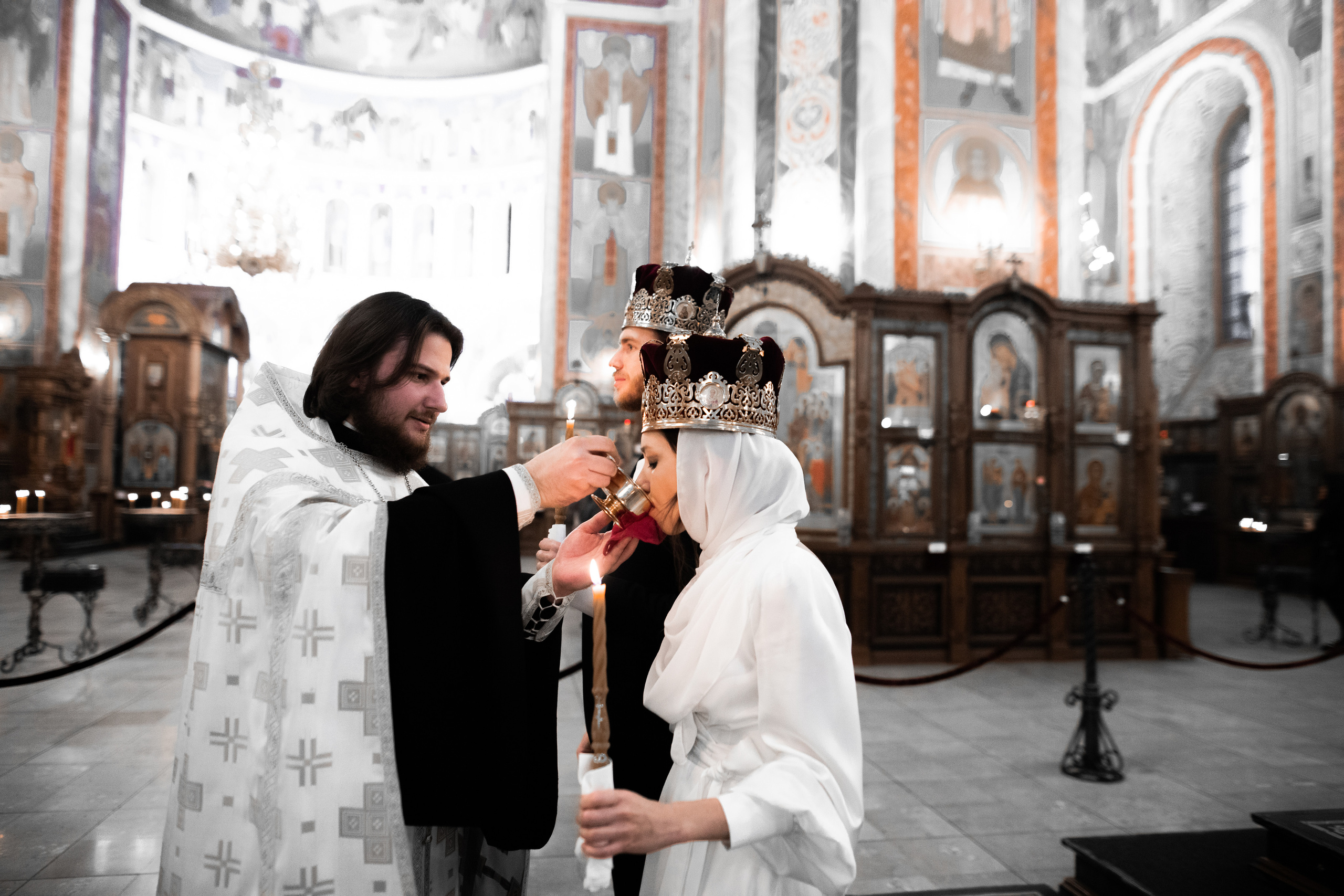 Венчание Нижний Новгород Собор Александра Невского. Фотограф на крещение и венчание в Нижнем Новгороде.Свадебный Фотограф