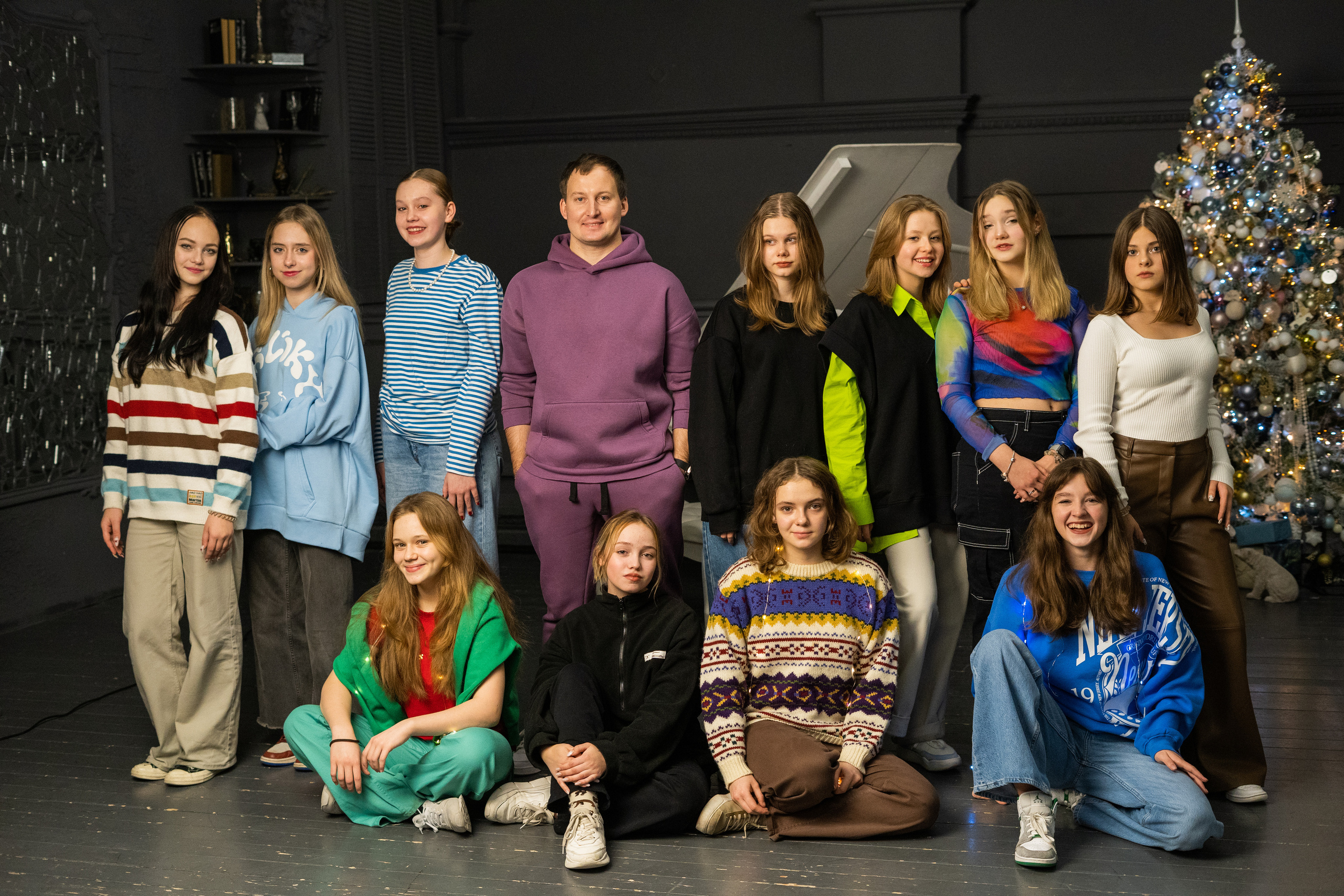 Школьная фотосессия в студии Нижний Новгород.новогодняя. Фотограф на крещение и венчание в Нижнем Новгороде.Свадебный Фотограф