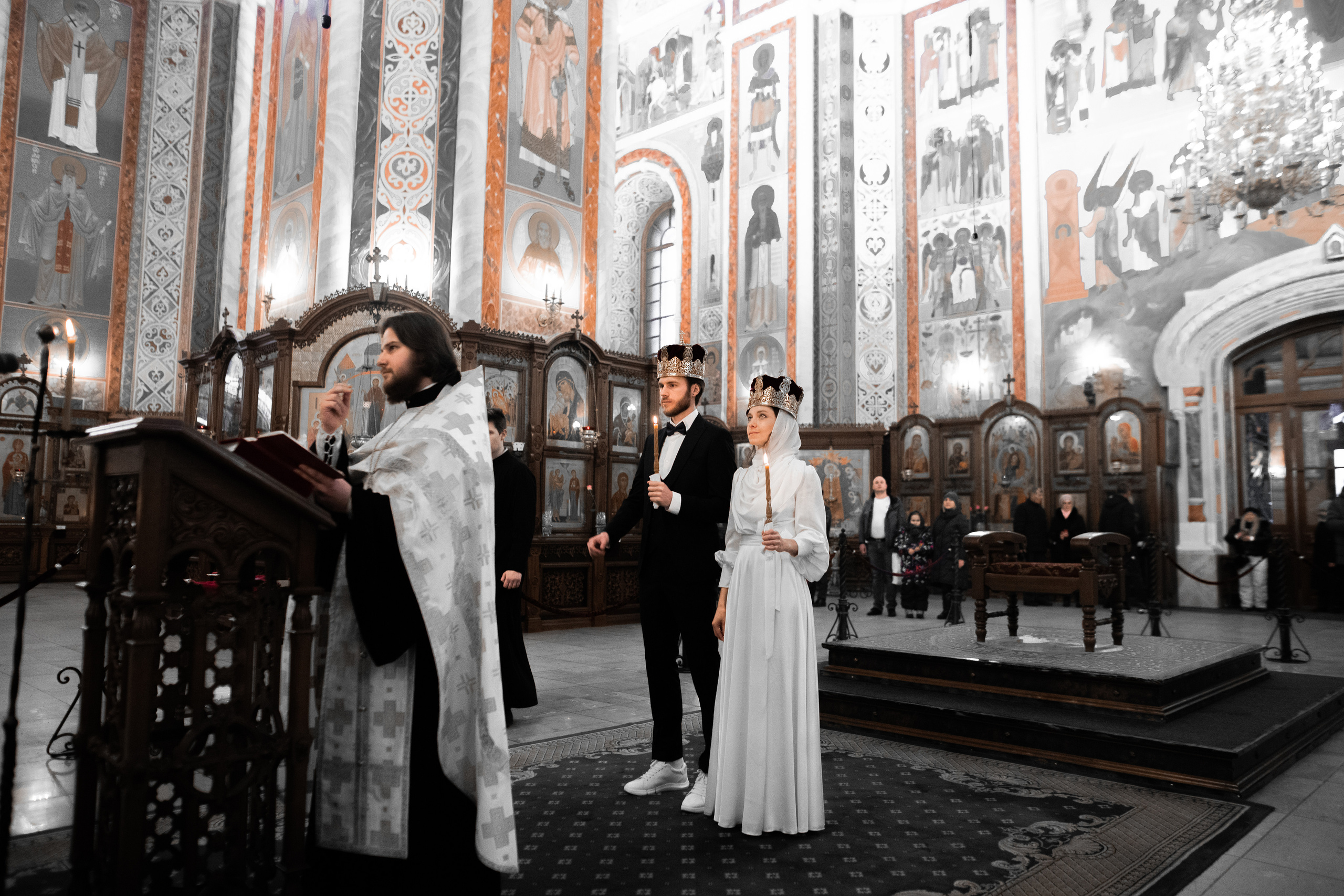 Венчание Нижний Новгород Собор Александра Невского. Фотограф на крещение и венчание в Нижнем Новгороде.Свадебный Фотограф