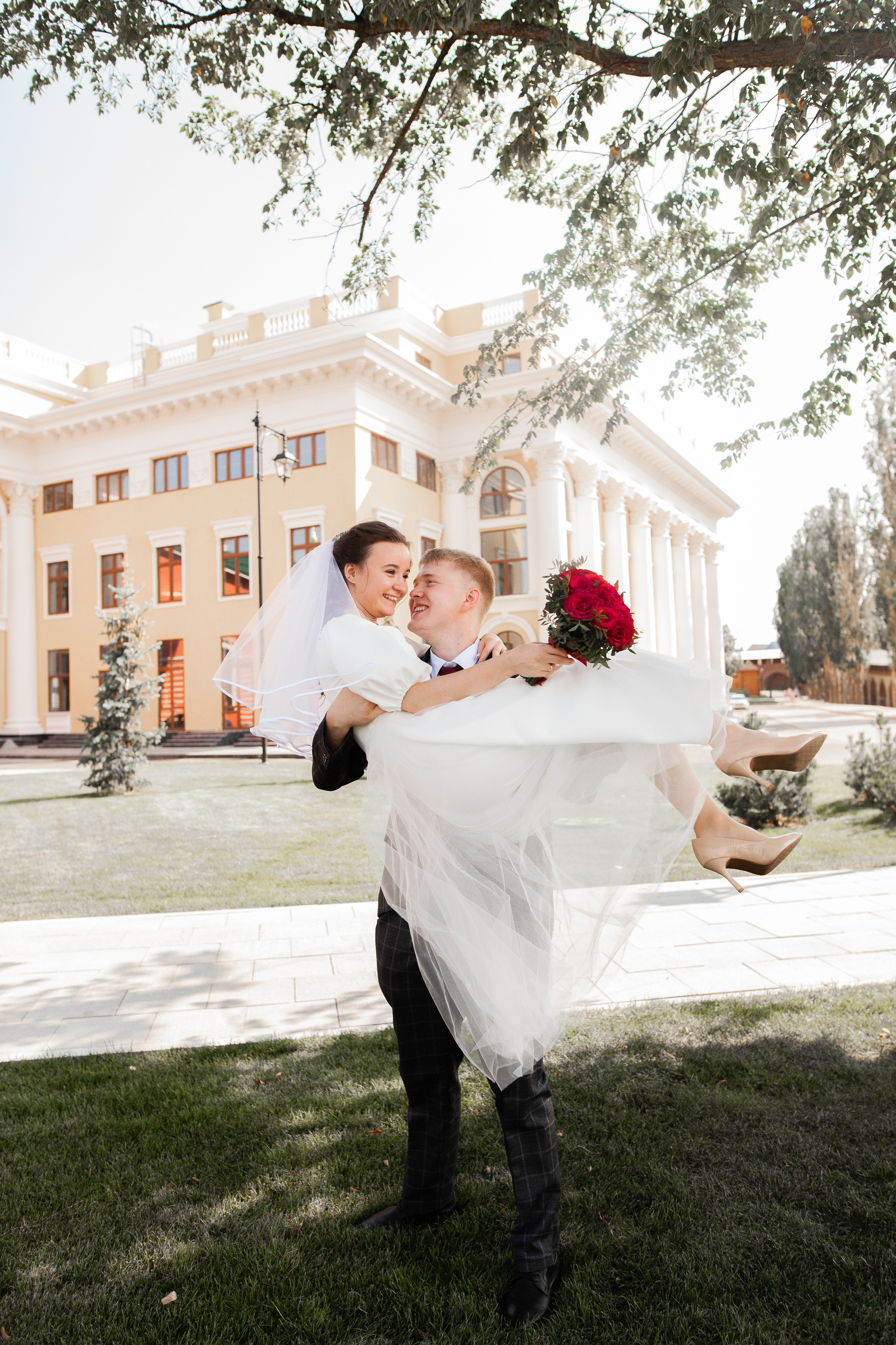 Свадебная фотосессия Нижний Новгород. Фотограф на крещение и венчание в Нижнем Новгороде.Свадебный Фотограф
