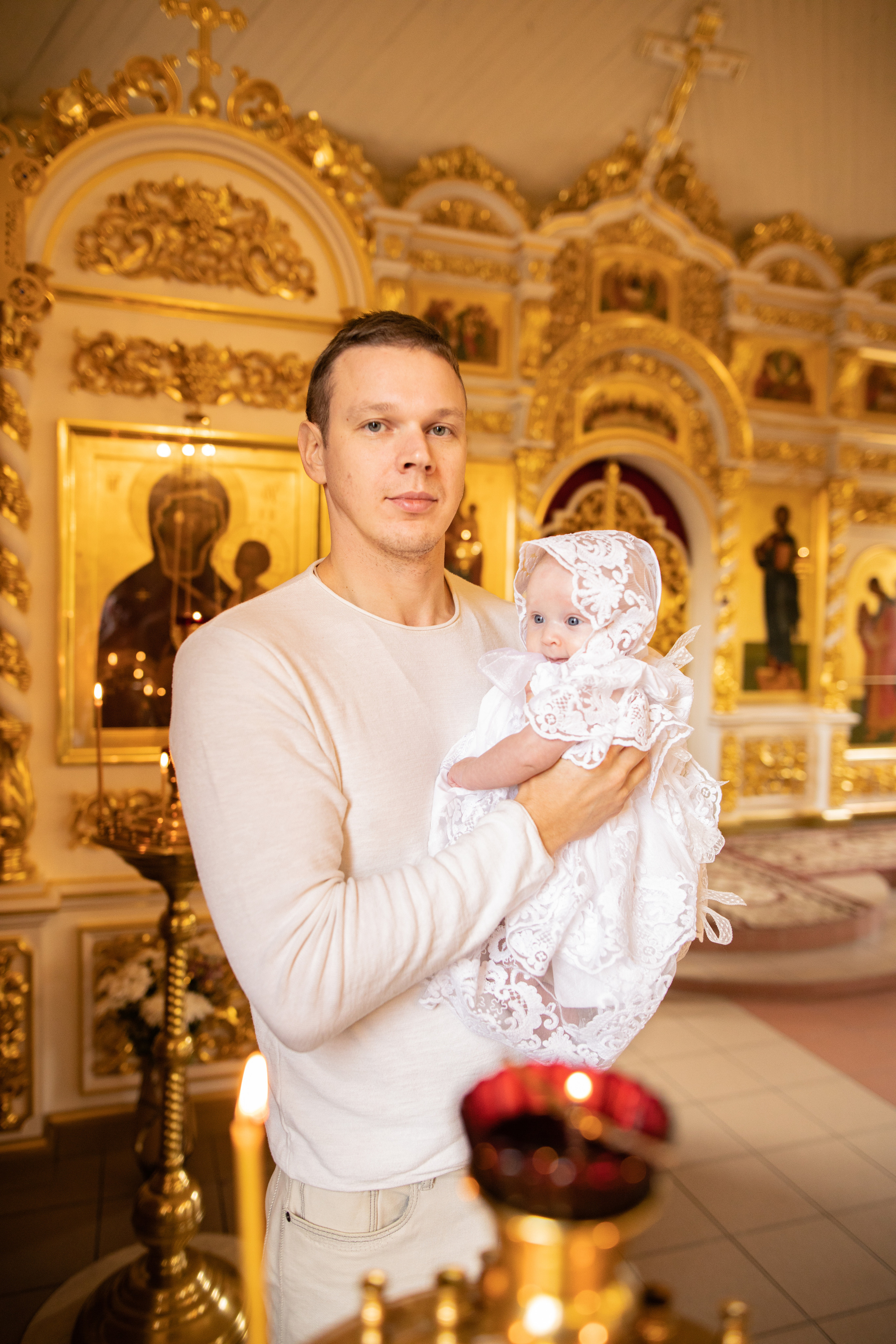 Крещение в Храме в честь Тихвинской иконы Божией Матери. Фотограф на крещение и венчание в Нижнем Новгороде.Свадебный Фотограф