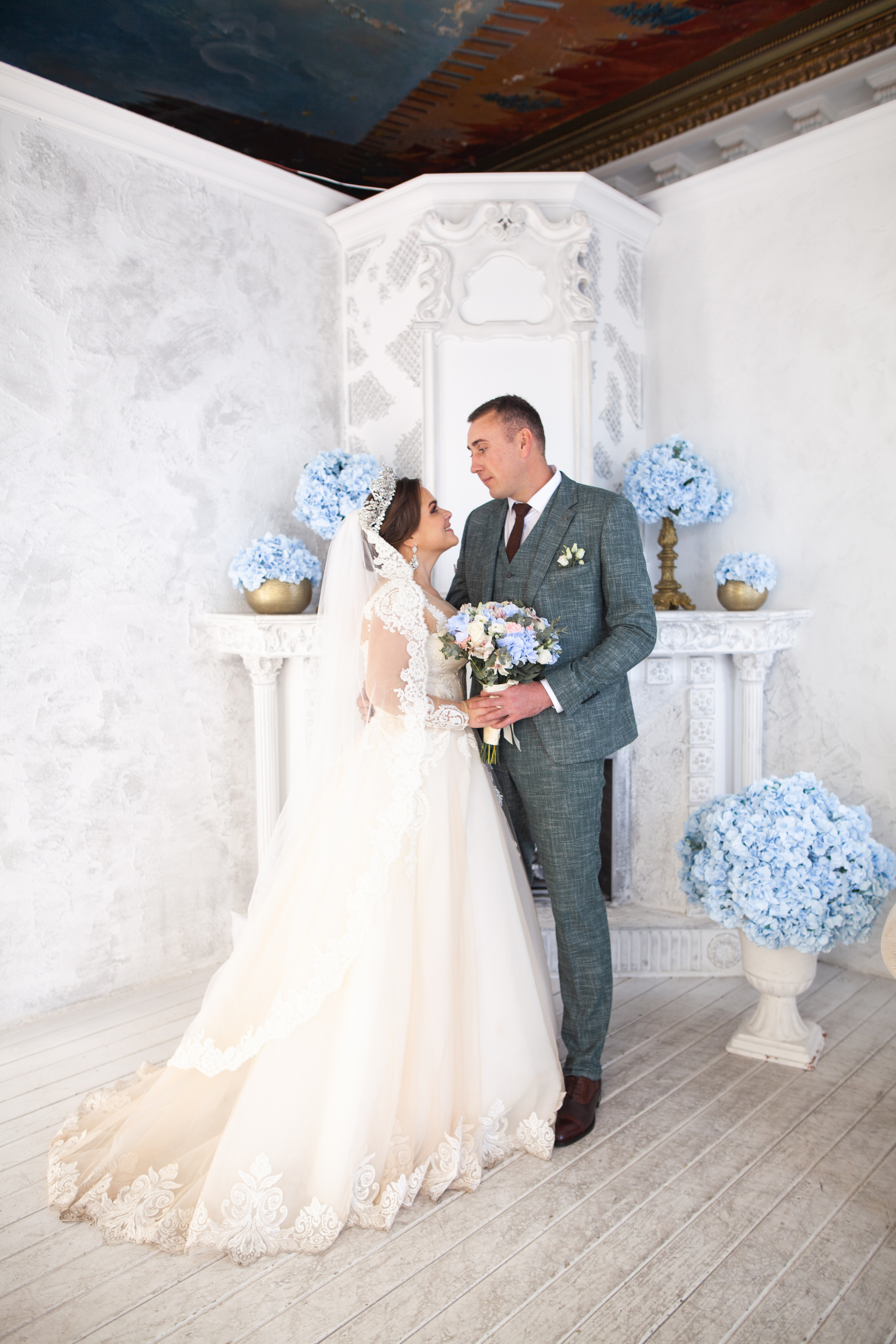 Свадебная фотосессия Нижний Новгород. Фотограф на крещение и венчание в Нижнем Новгороде.Свадебный Фотограф