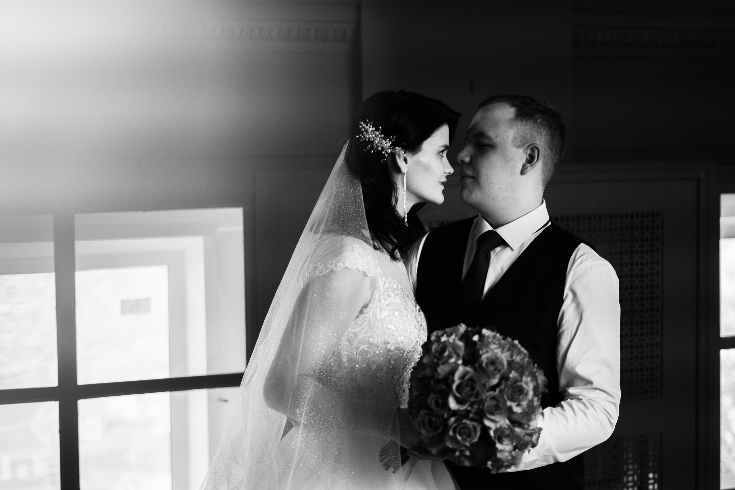 Свадебная фотосессия Нижний Новгород. Черно- Белые фото. Фотограф на крещение и венчание в Нижнем Новгороде.Свадебный Фотограф