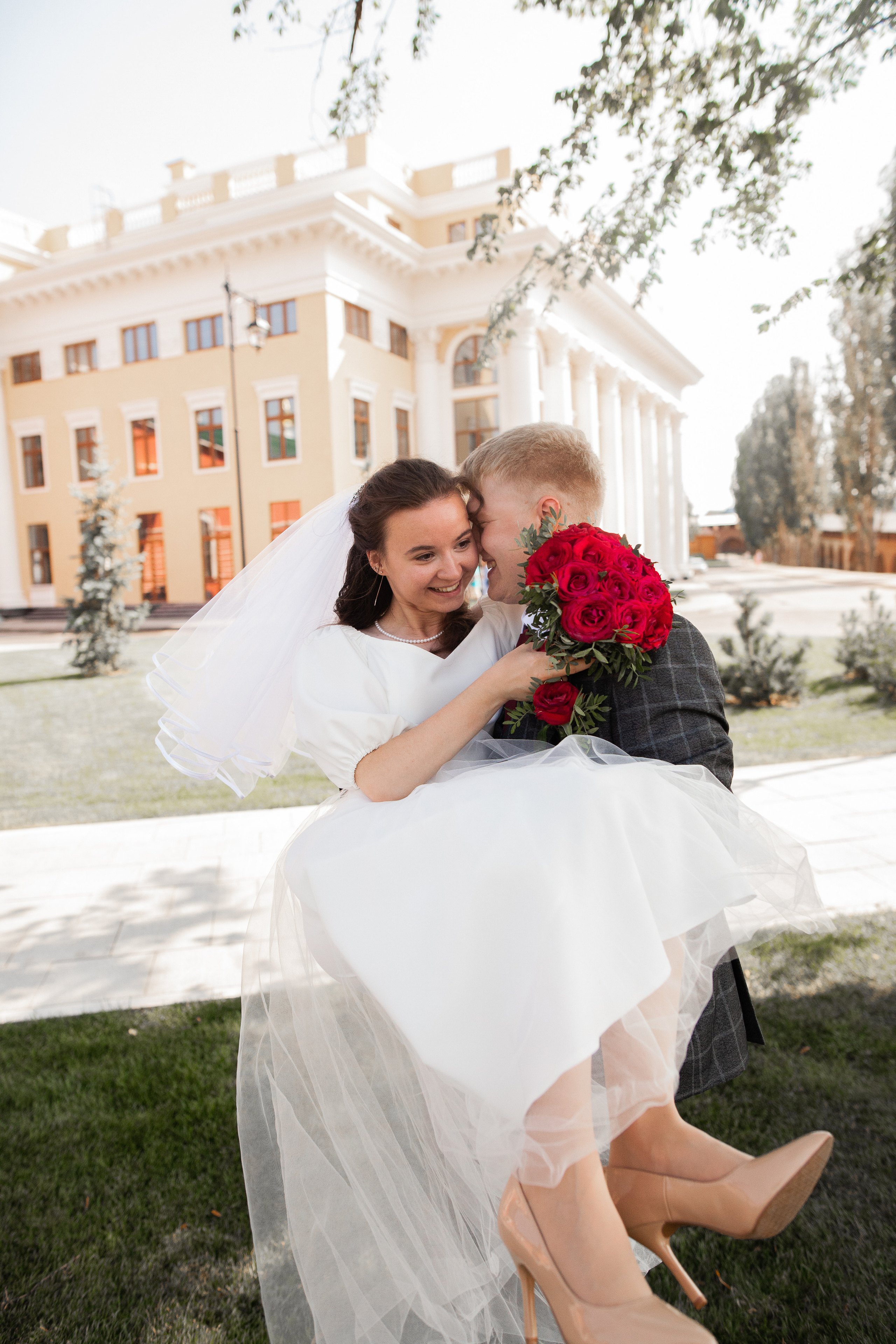 Свадебная фотосессия Нижний Новгород. Фотограф на крещение и венчание в Нижнем Новгороде.Свадебный Фотограф