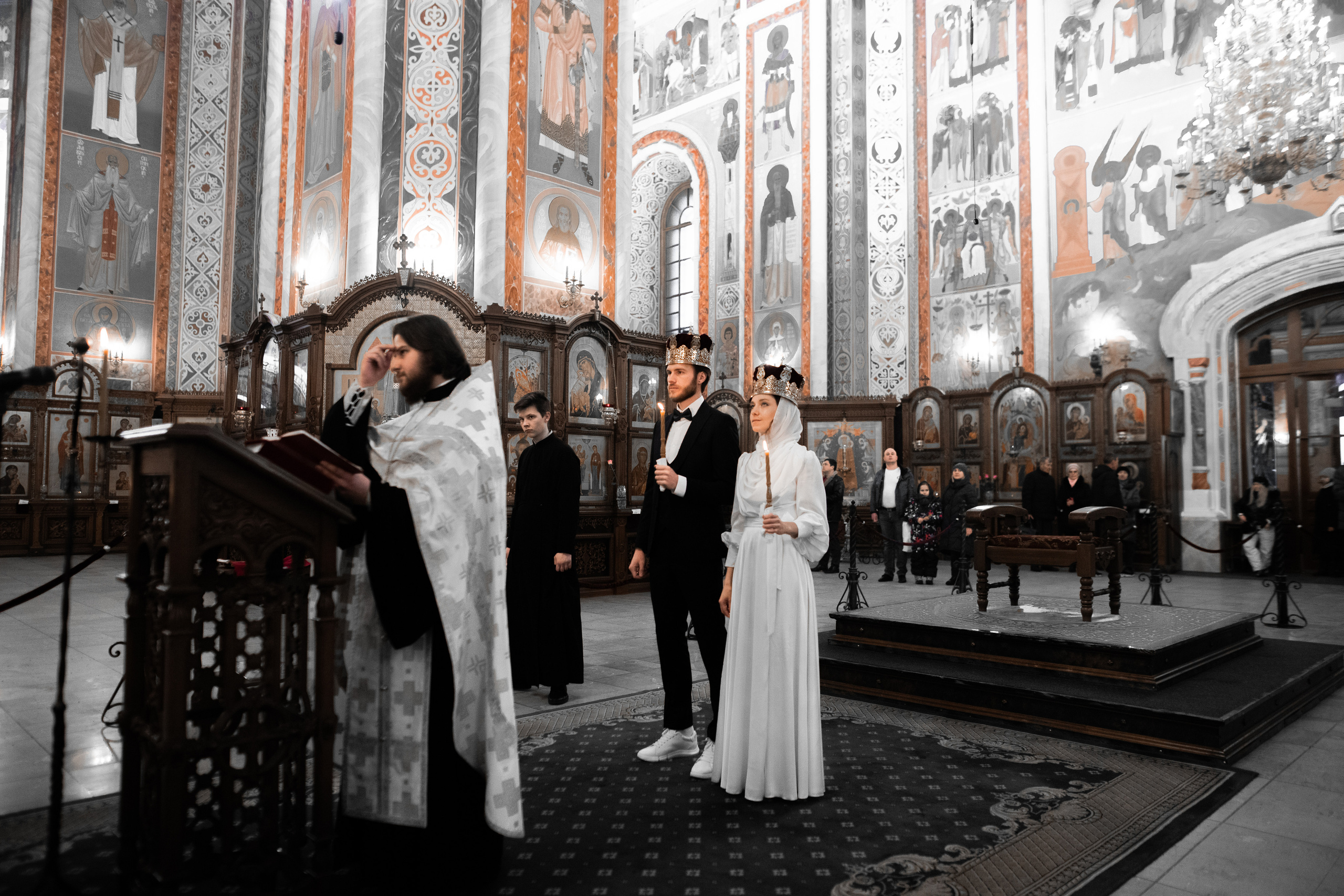 Венчание Нижний Новгород Собор Александра Невского. Фотограф на крещение и венчание в Нижнем Новгороде.Свадебный Фотограф