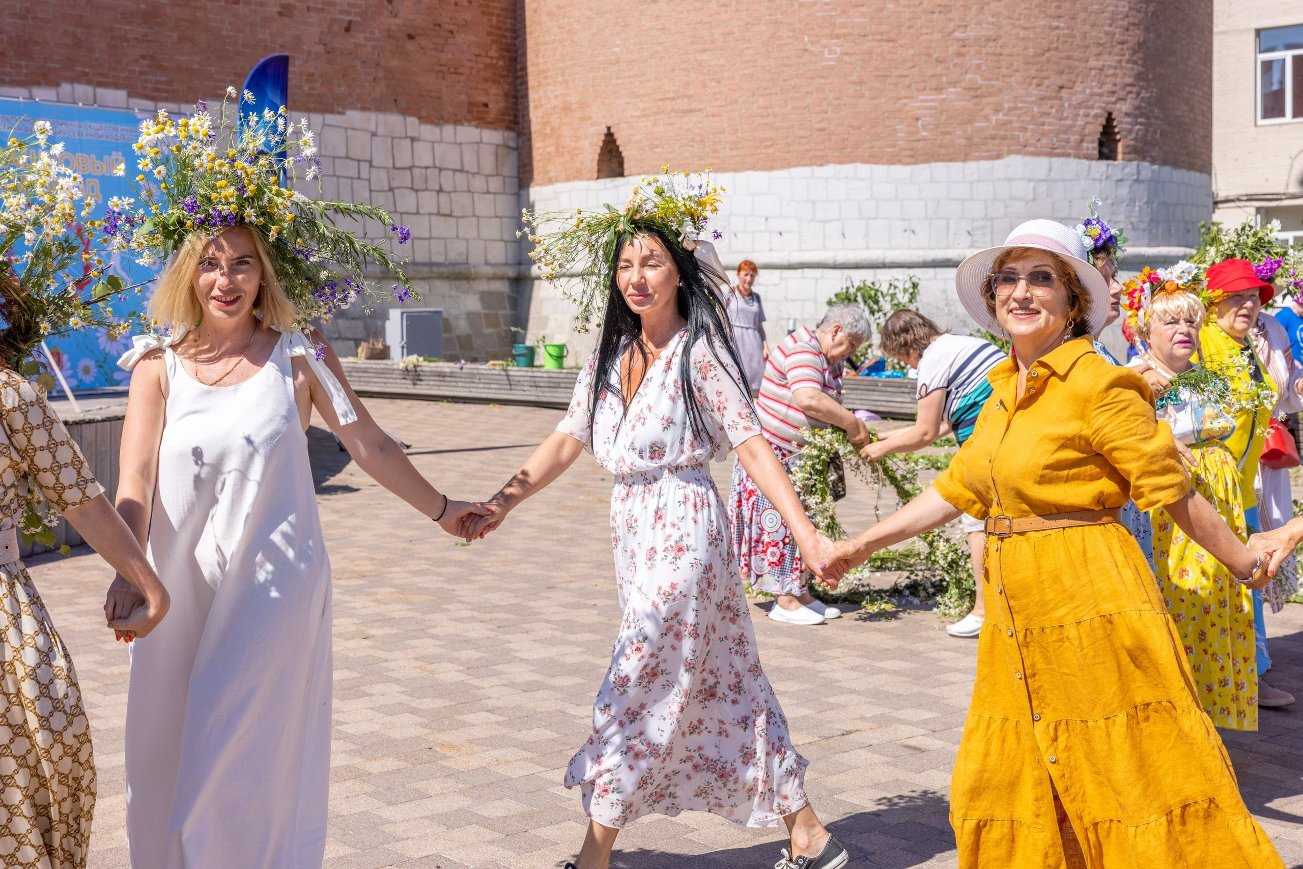 Фестиваль «Ромашковый хоровод». Северная ходьба. Фотограф в Туле Крупский АнДРей. Фотостудия «КАДР71» в Туле