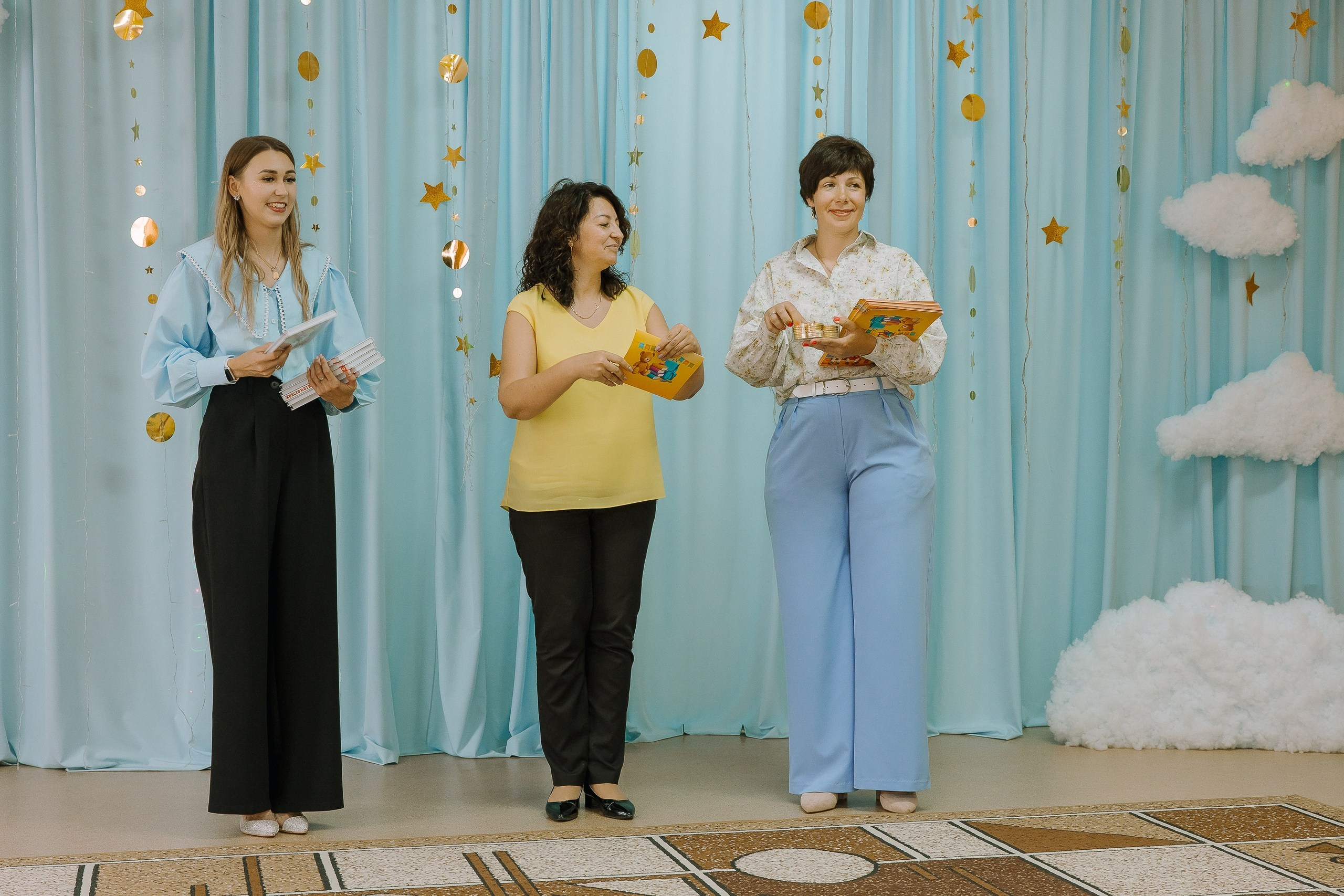 Выпускной в ДС -29. Выпускные альбомы Натальи Бутко: Новороссийск, Анапа, Геленджик