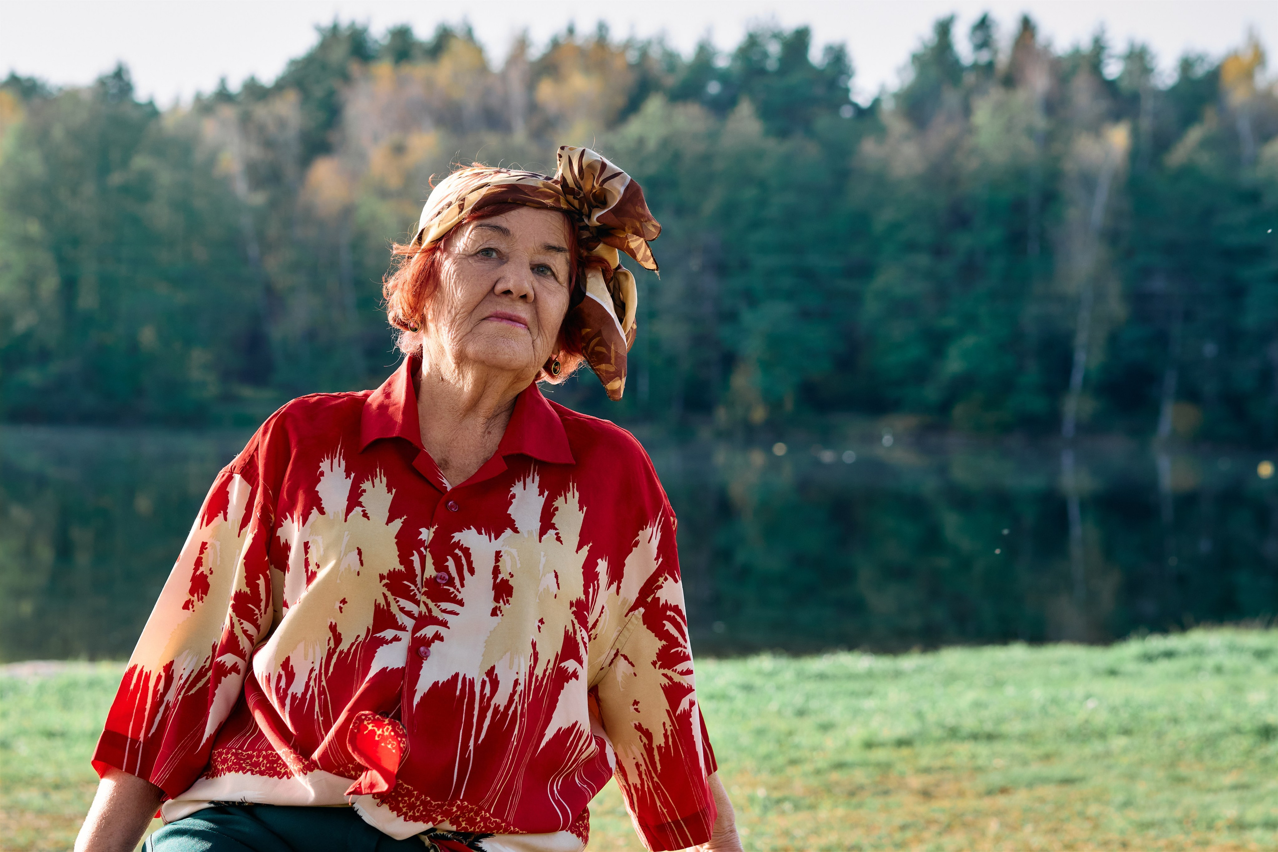 Фотосессия «Осенний вернисаж» для участников любительского объединения людей старшего поколения " Общение 55+». Фотограф Виталий Сид: профессиональная фотосъемка, обучение и новости индустрии