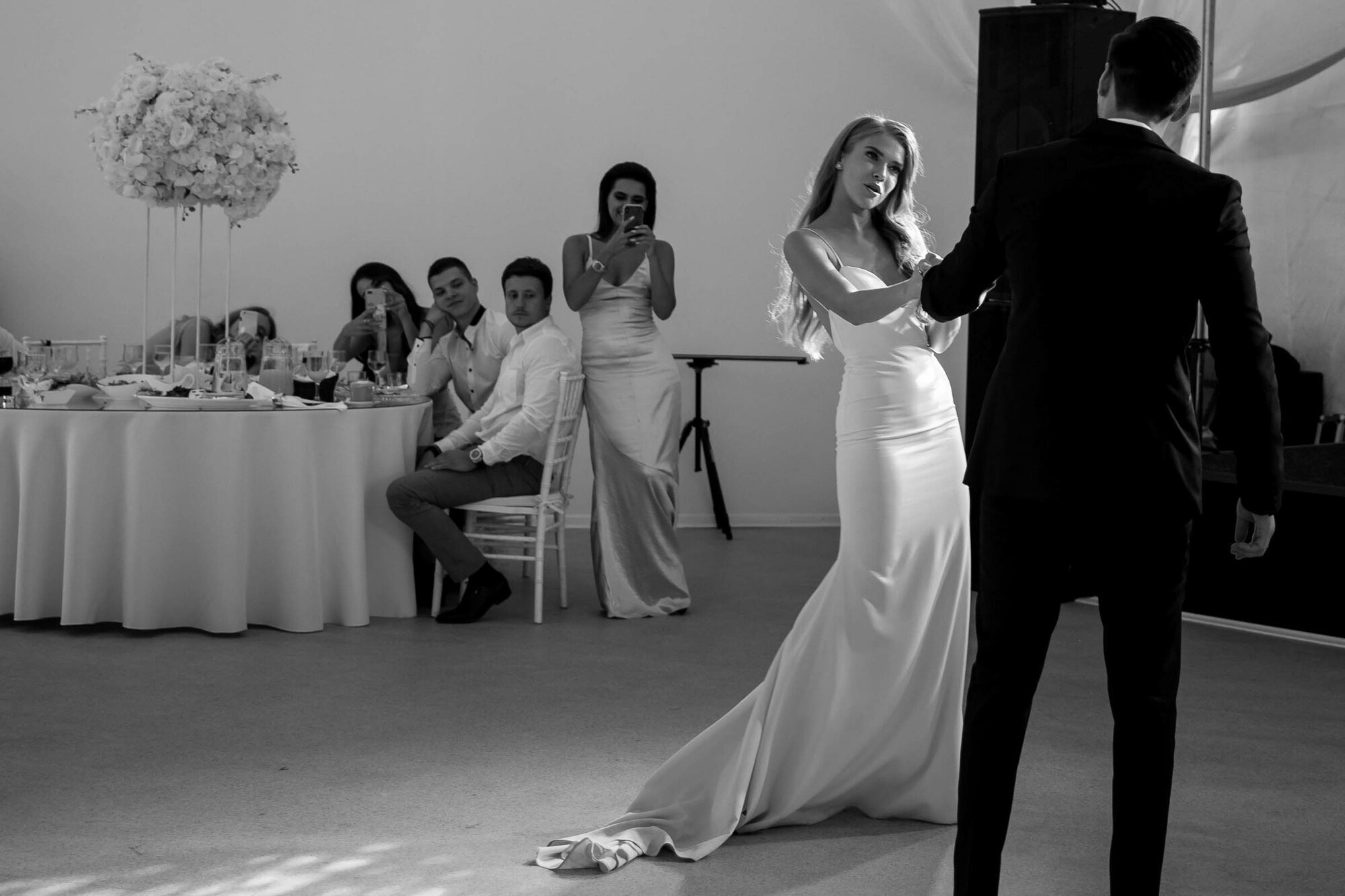 Стильная свадьба со сборами в гостинице Эрмитаж. Свадебный фотограф в Санкт-Петербурге и Москве Андрей Нестеров