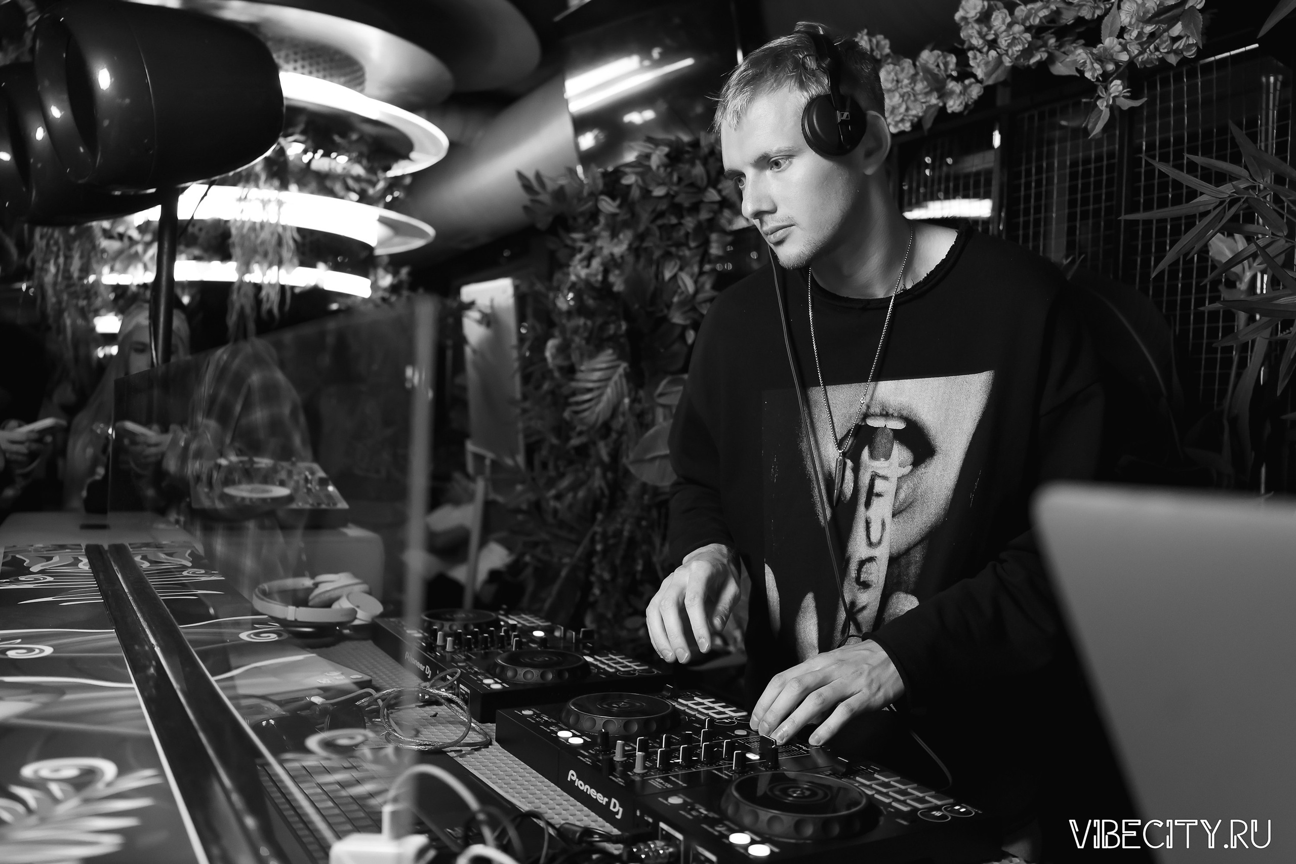 DOUBLE U. VIBECITY.RU Вайб Сити Ру Фоторепортажи Фотоотчеты Калининград