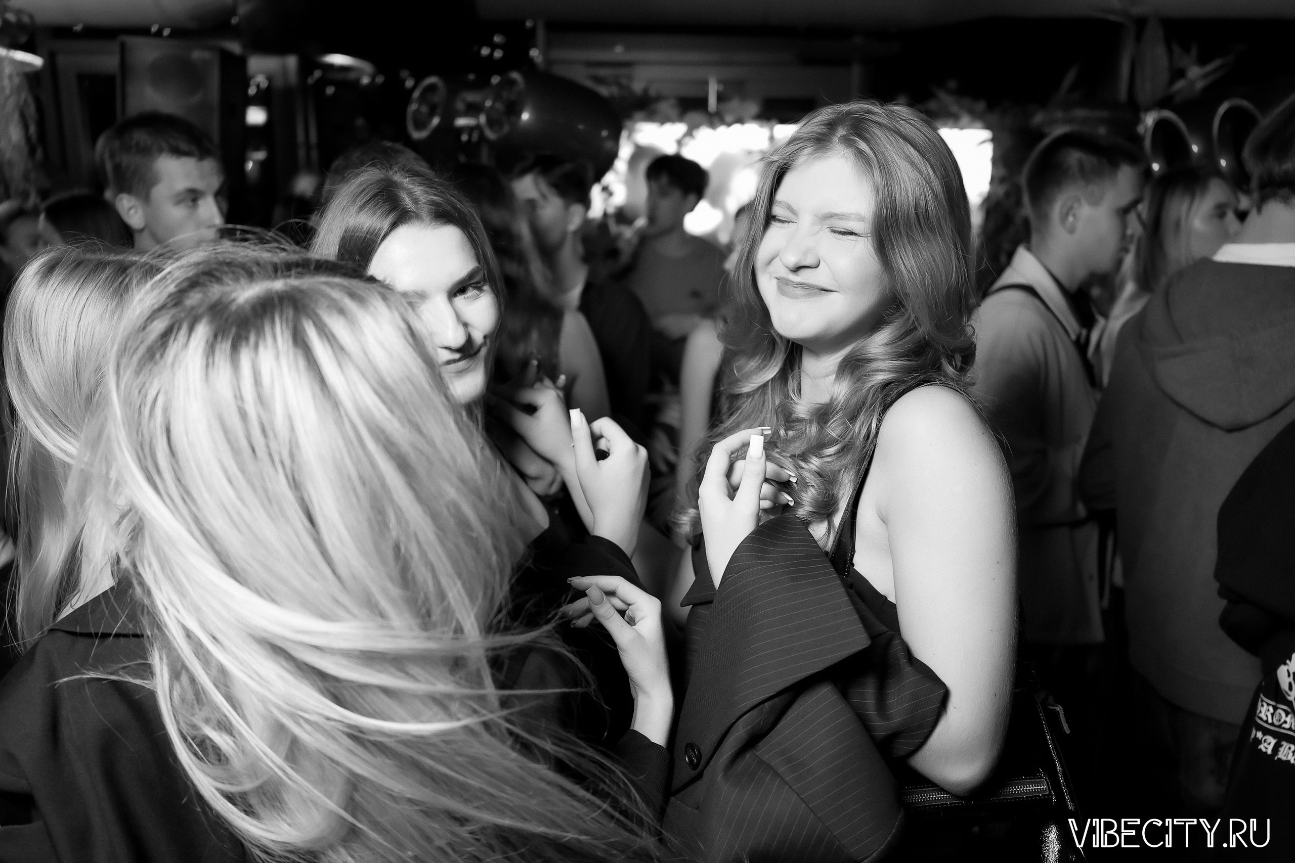 DOUBLE U. VIBECITY.RU Вайб Сити Ру Фоторепортажи Фотоотчеты Калининград