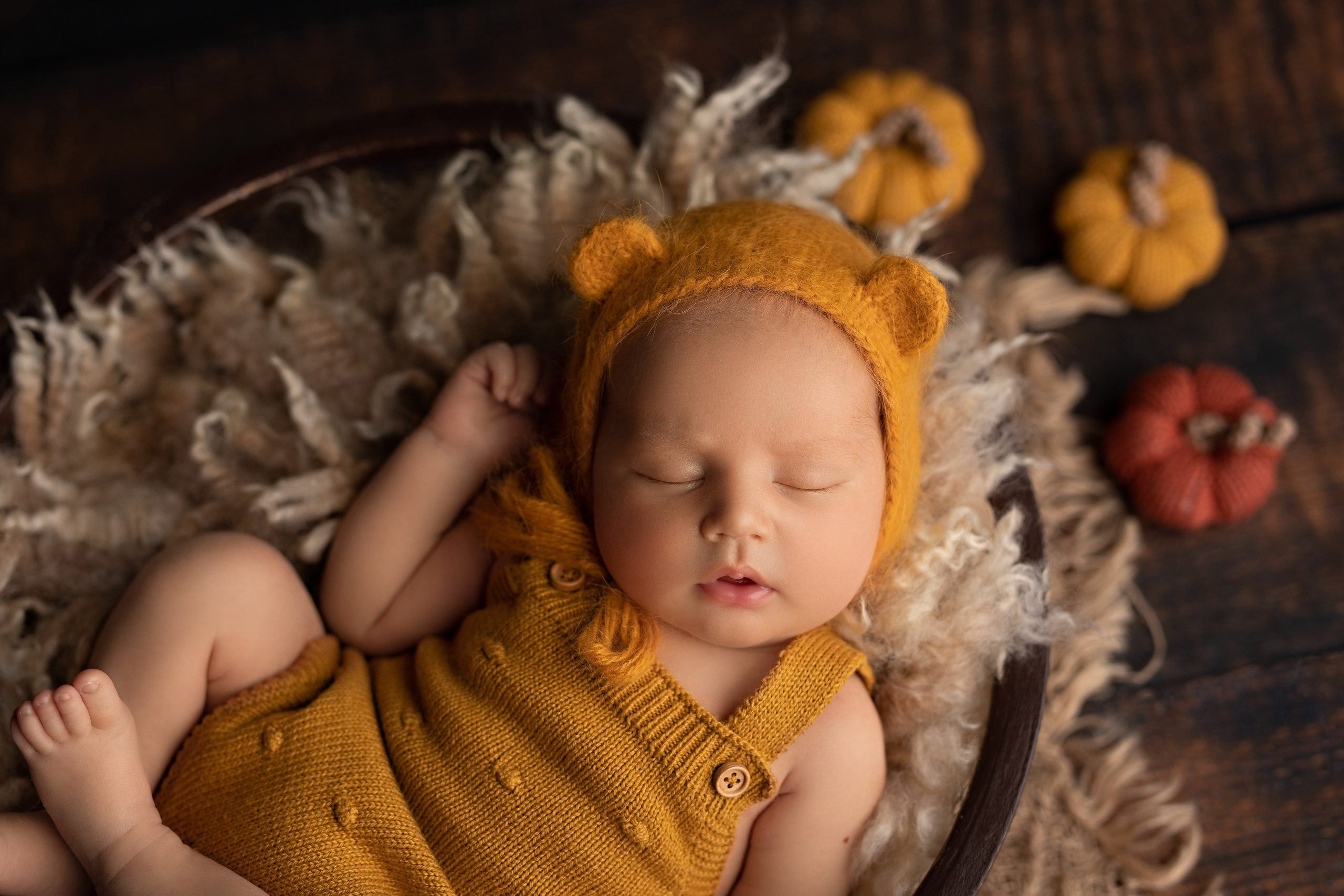 НОВОРОЖДЁННЫЕ. Фотограф новорожденных ньюборн в Новосибирске