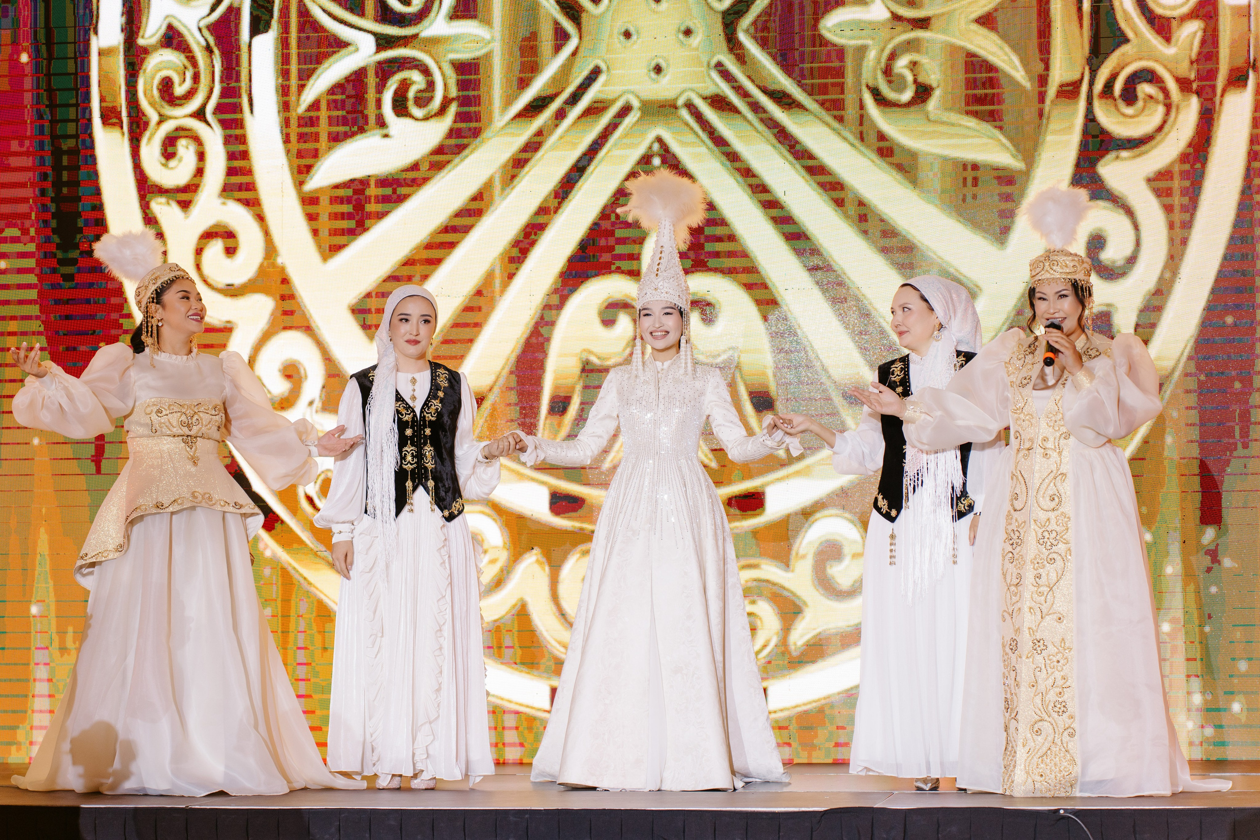 MARAL. ZHASULAN SABYTULY