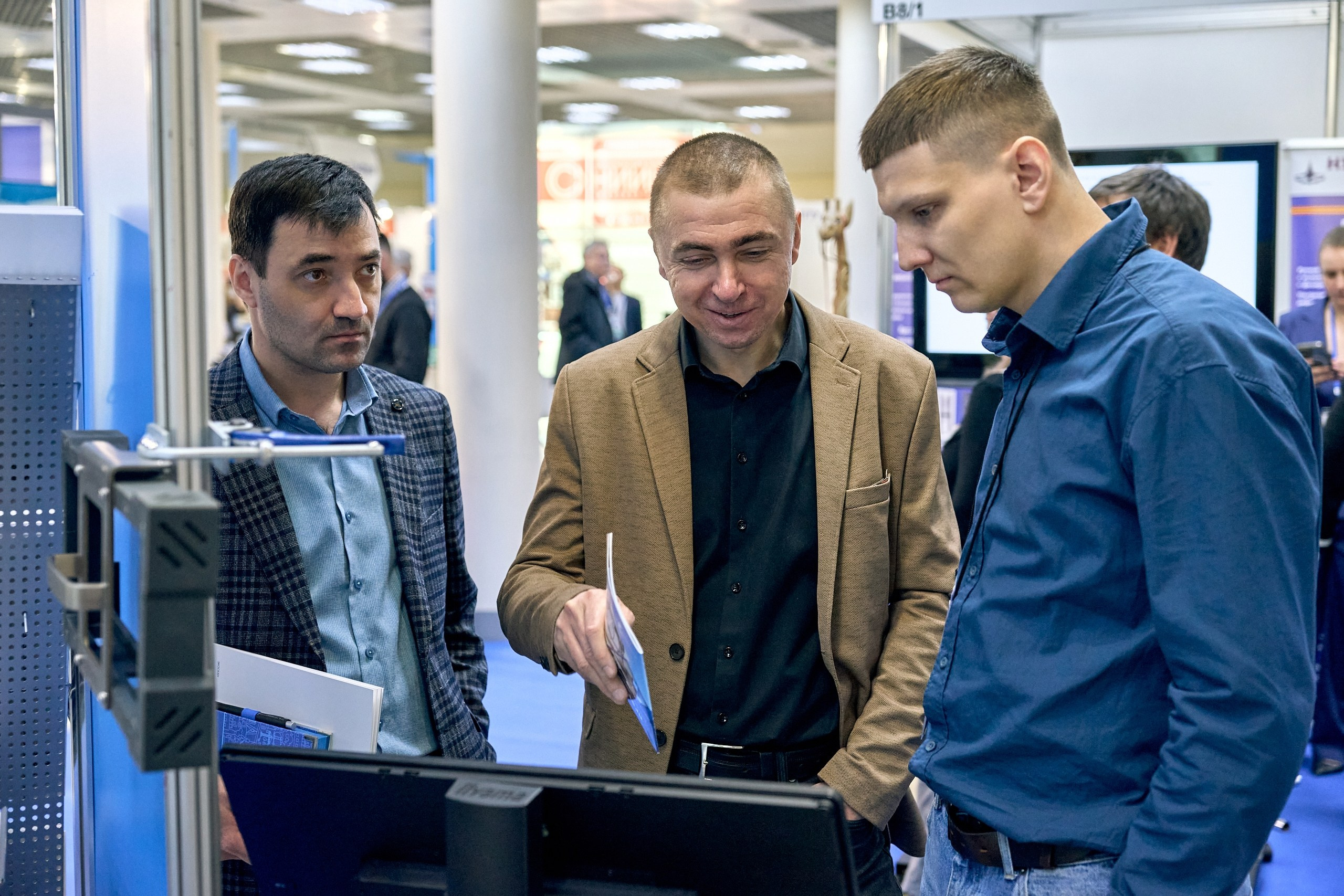 Конференция NDT в Экспоцентре 2024. Контент-фотограф в Москве Тима Забабурин