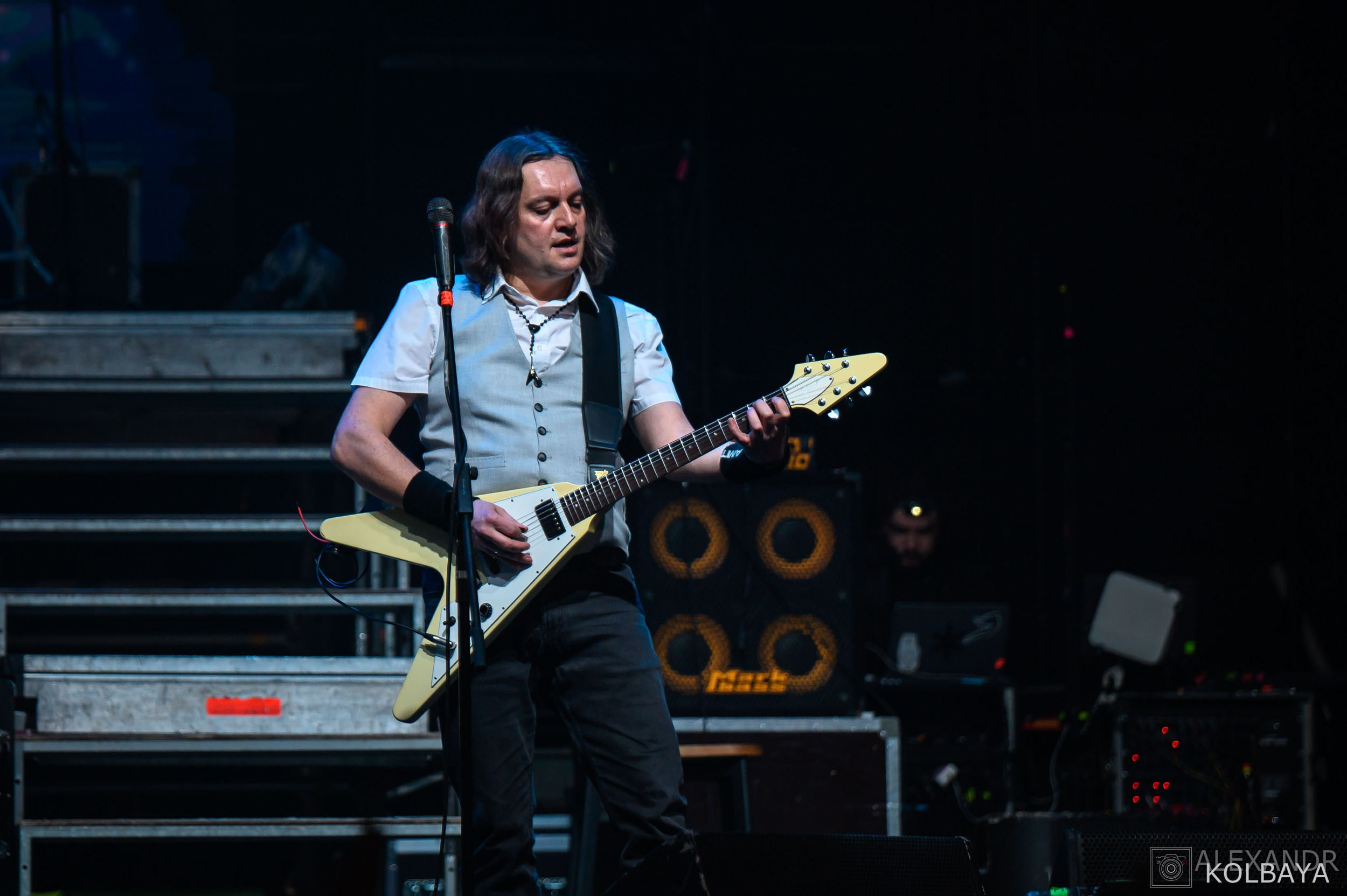 Фоторепортаж с Метал-Елки 2026. Концертный и театральный репортажный фотограф в Москве Александр Колбая