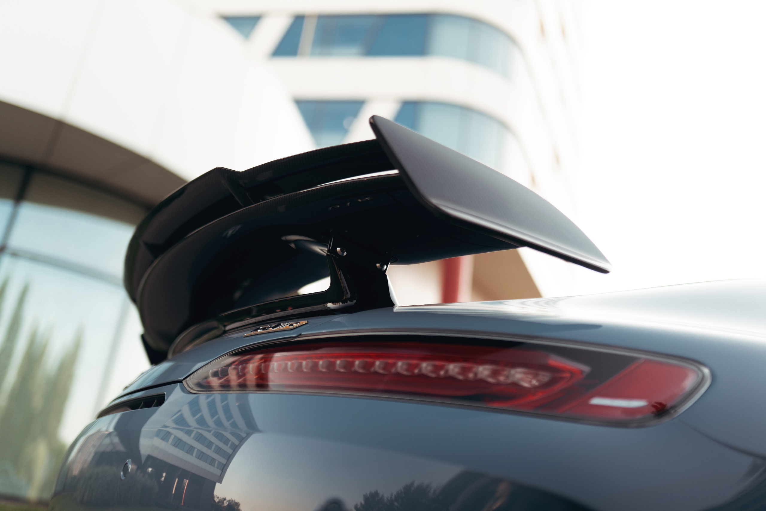 Фотографии Mercedes-AMG GTR