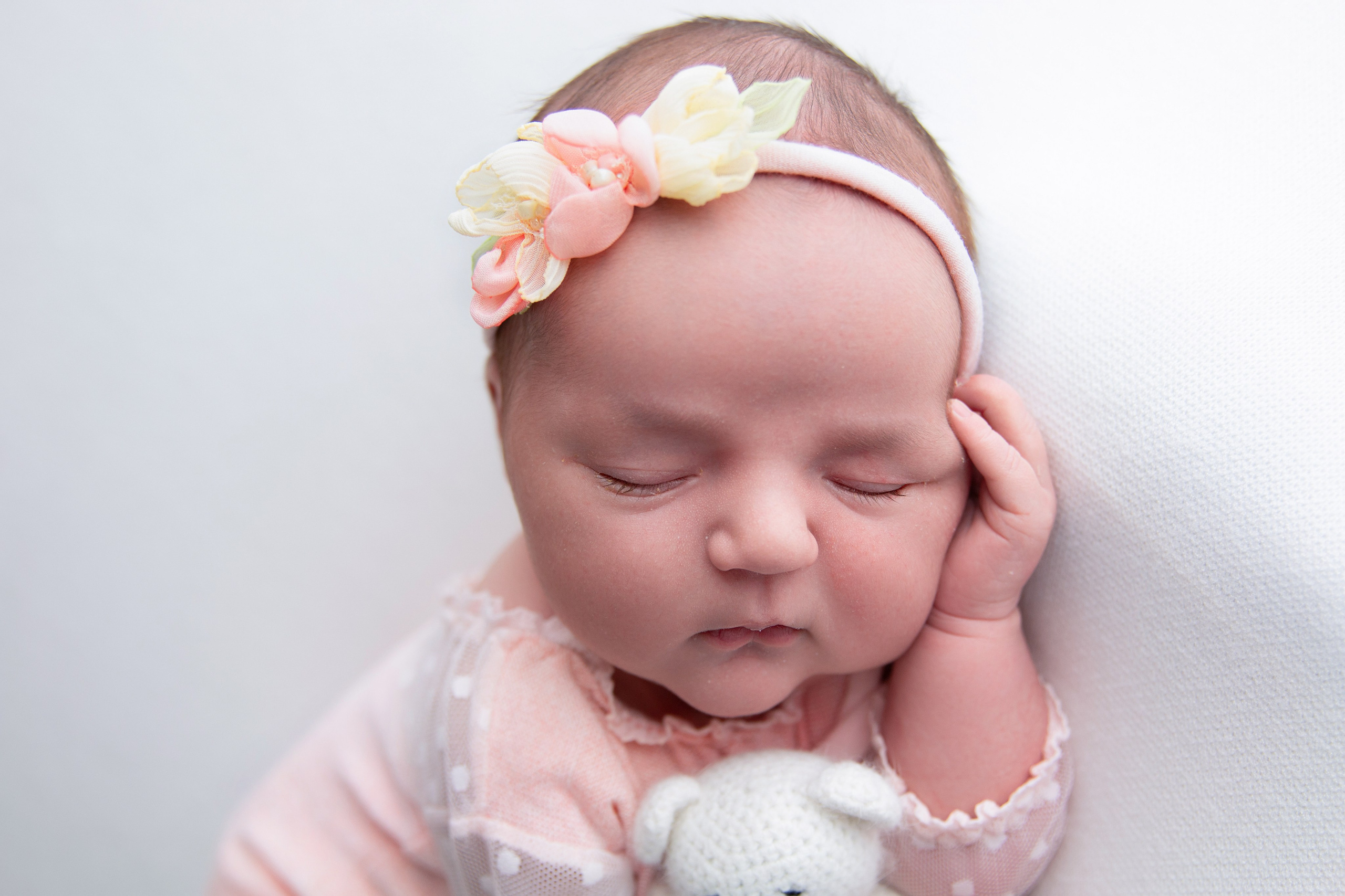 Профессиональная фотосессия новорожденного. Фотограф новорожденных Жуковский Раменское